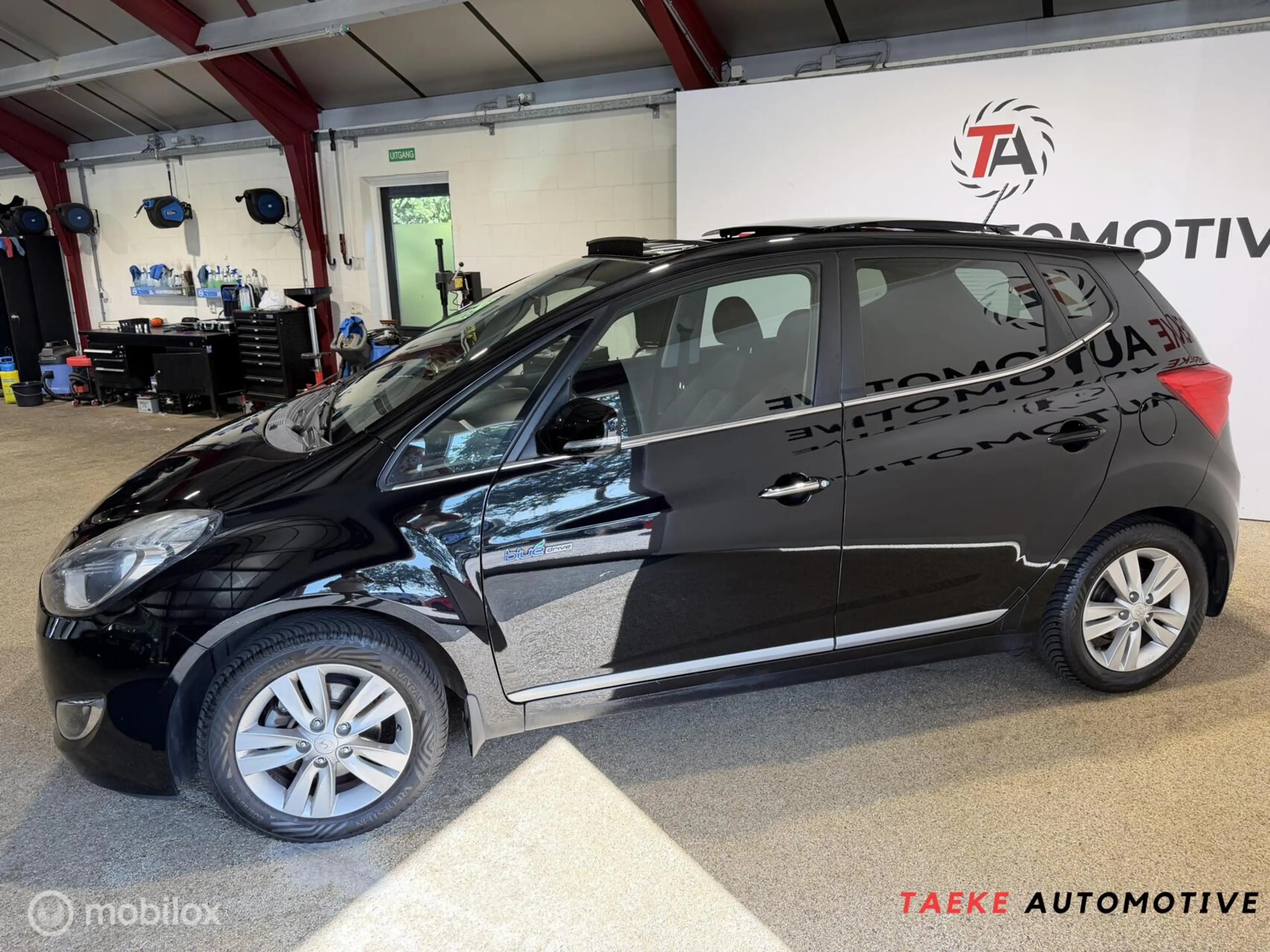 Hyundai iX20 1.4i i-Light CLIMA/CRUISE/PANODAK/NAP/APK — photo 2