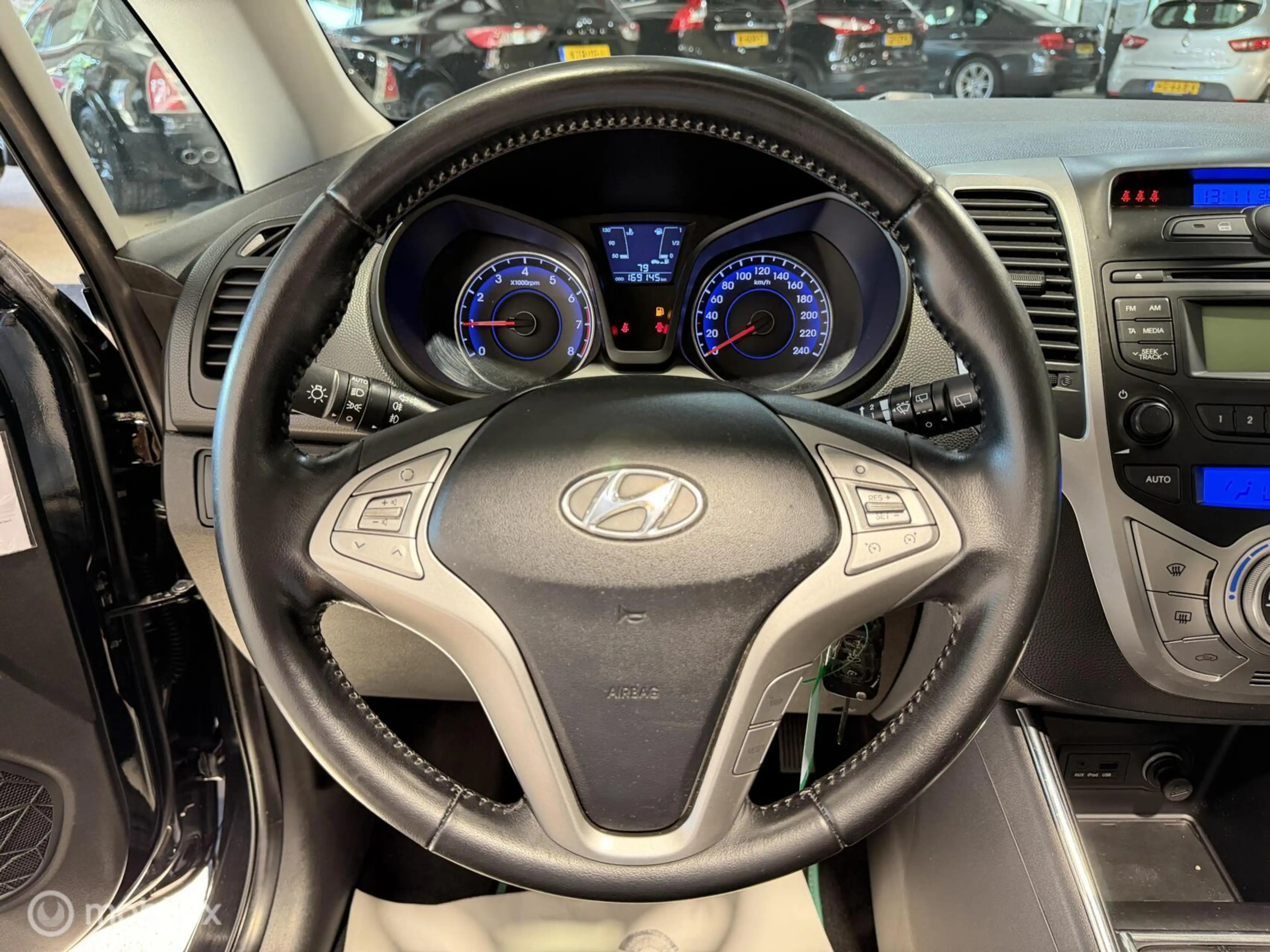 Hyundai iX20 1.4i i-Light CLIMA/CRUISE/PANODAK/NAP/APK — photo 4