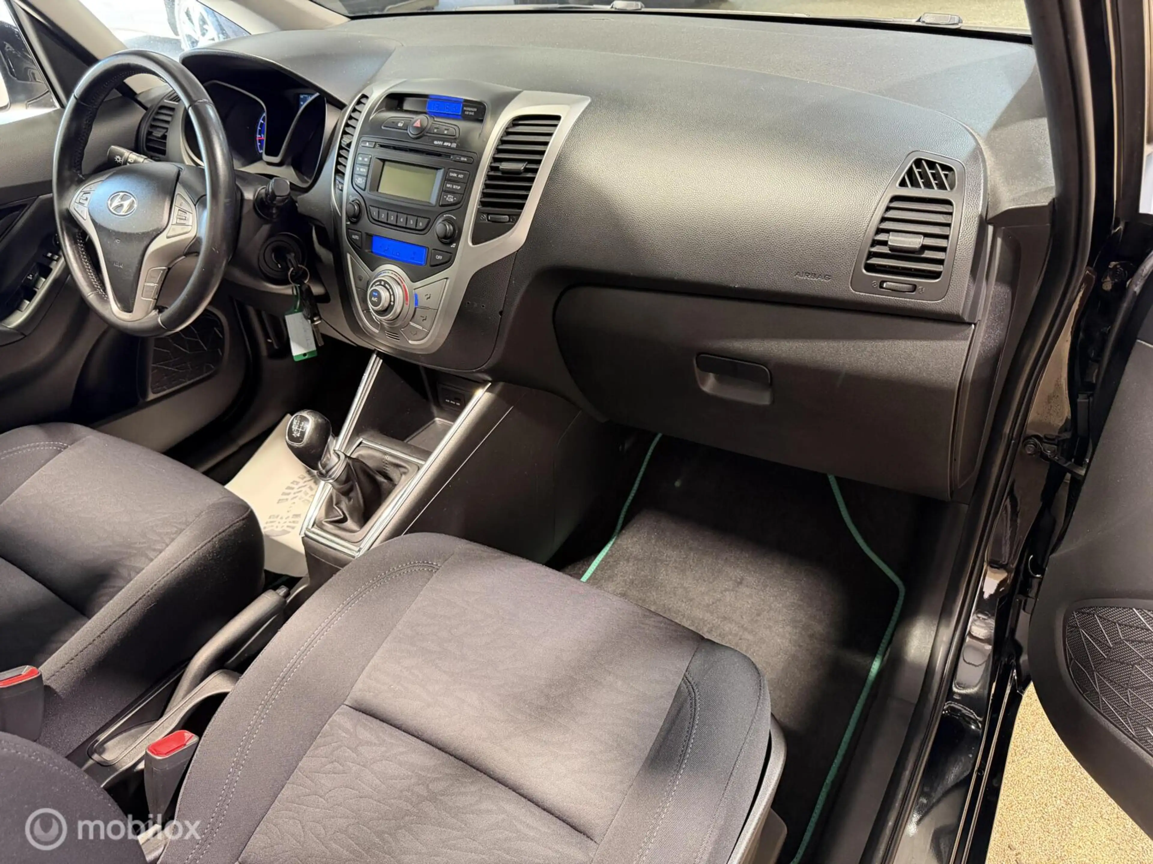 Hyundai iX20 1.4i i-Light CLIMA/CRUISE/PANODAK/NAP/APK — photo 15