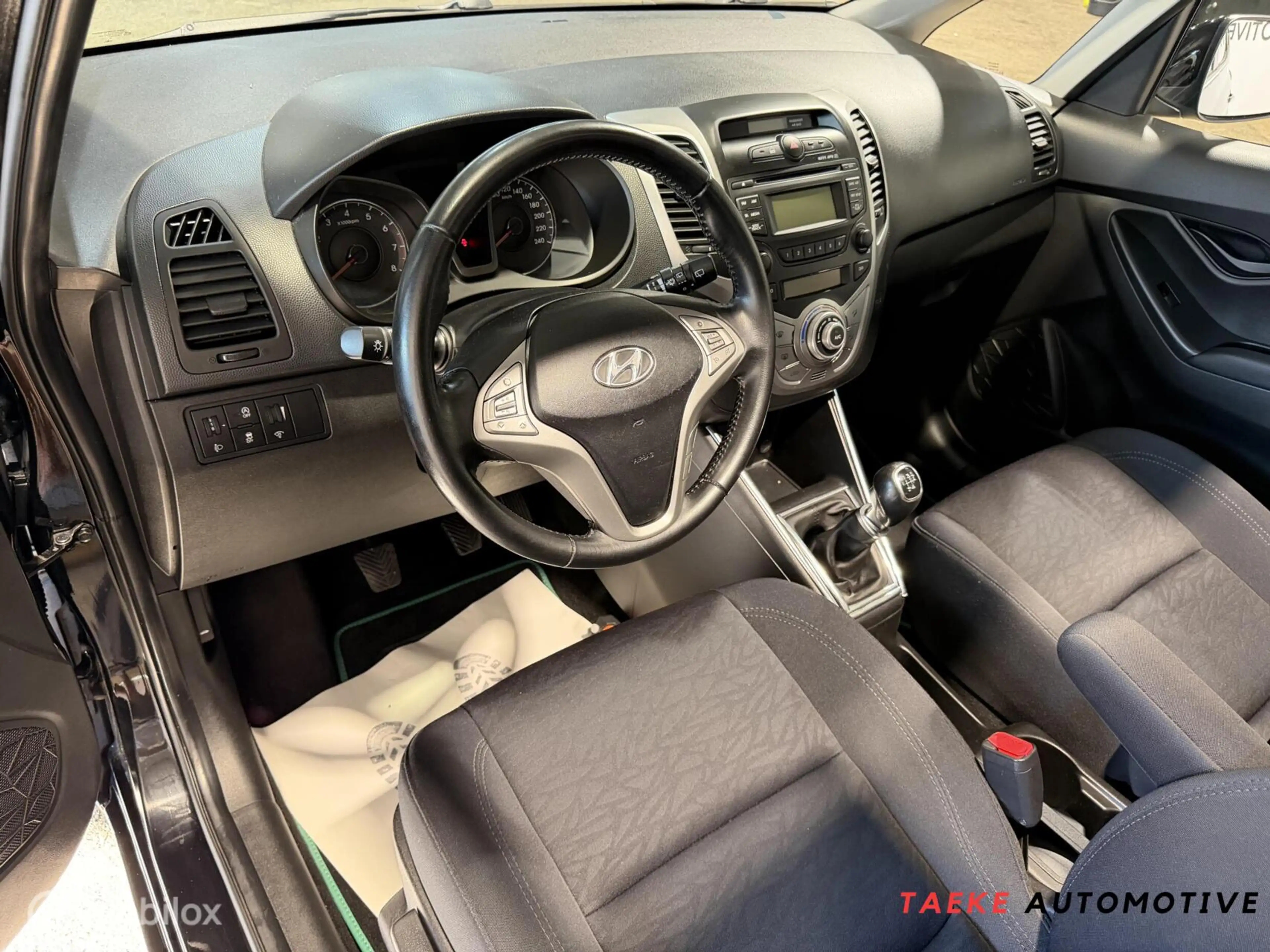Hyundai iX20 1.4i i-Light CLIMA/CRUISE/PANODAK/NAP/APK — photo 3