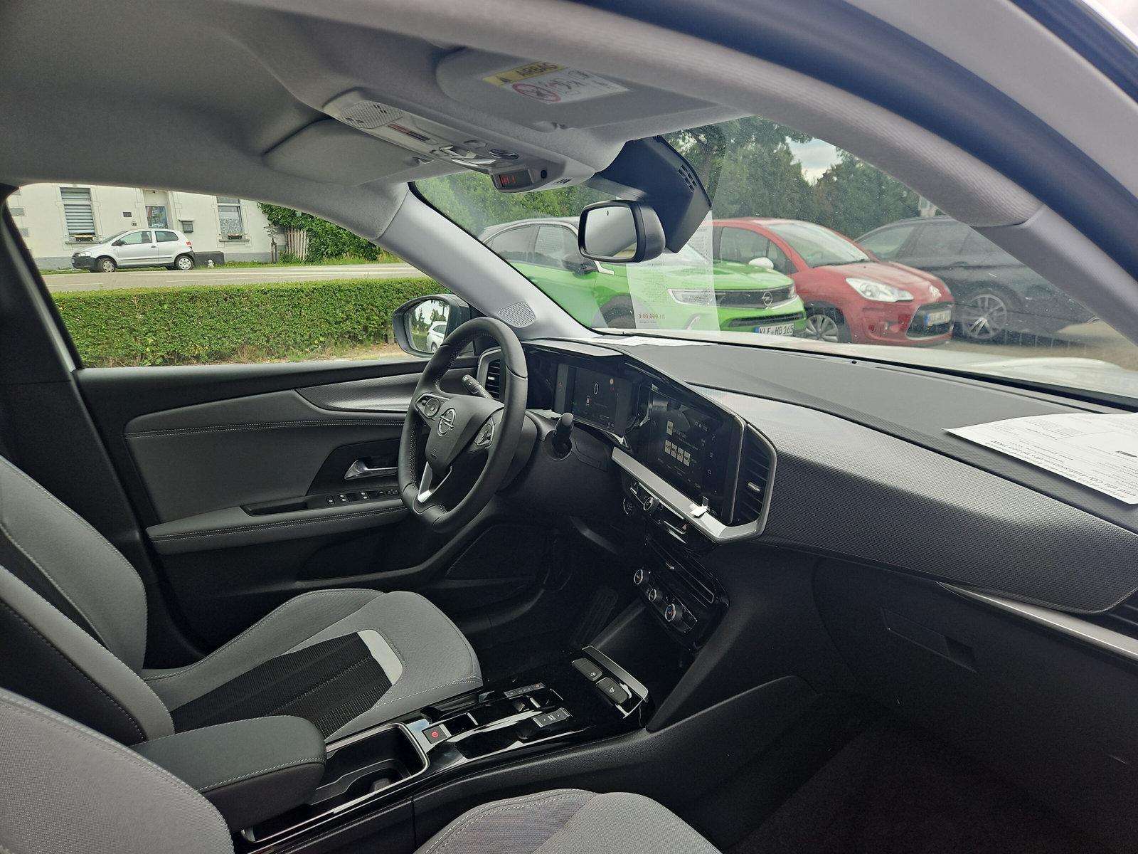 Opel Mokka E