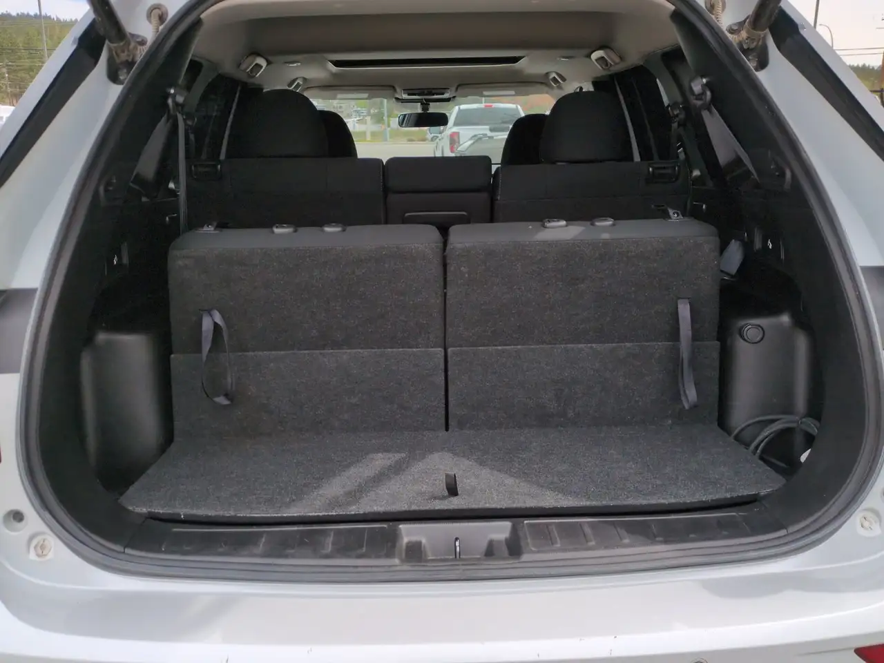 Mitsubishi Outlander снимка Mitsubishi Outlander