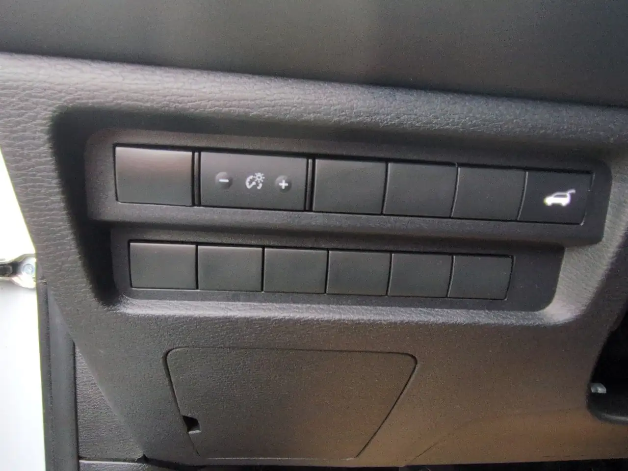 Mitsubishi Outlander снимка Mitsubishi Outlander