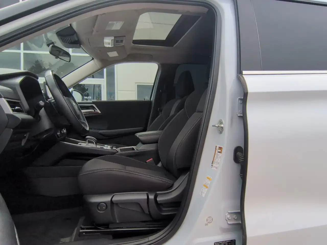 Mitsubishi Outlander снимка Mitsubishi Outlander