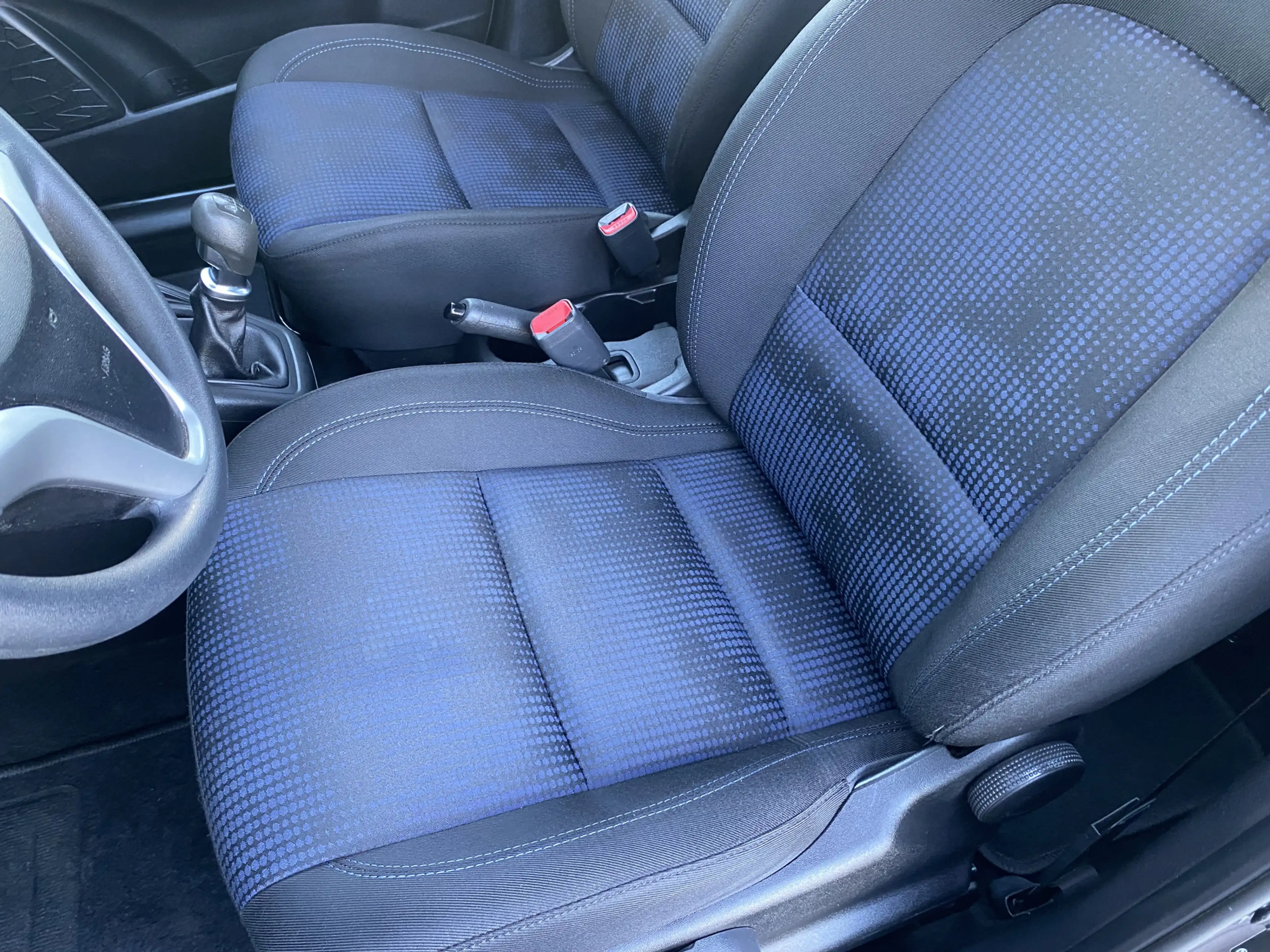 Hyundai iX20 1.4i i-Motion Lichtmetaal & Camera , Trekhaak — photo 15