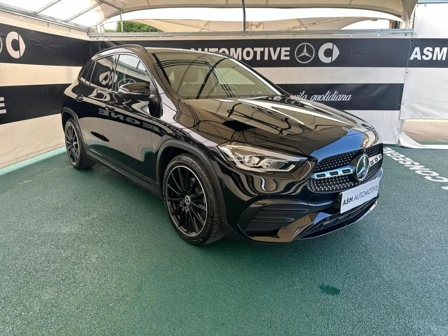 Mercedes-Benz GLA 200 d Automatic Premium Nero - 1