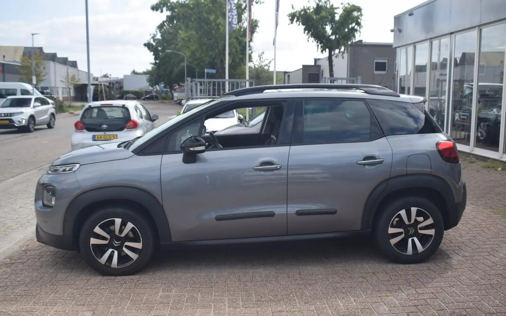 Citroen C3 Aircross 1.2 PureTech S&S Feel | NAVIGATIE | AUTOMAAT | CLI Gris - 2