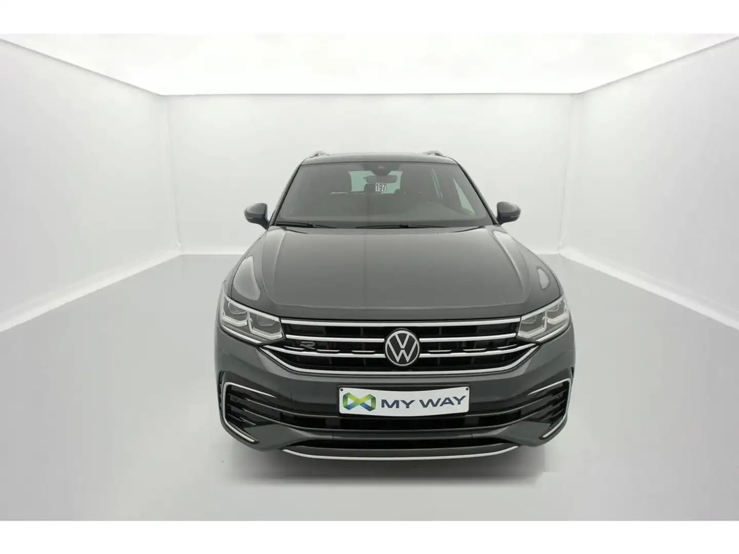 Volkswagen Tiguan Tiguan R-Line Business Premium 2.0 TDI SCR 110 kW  Gris - 2