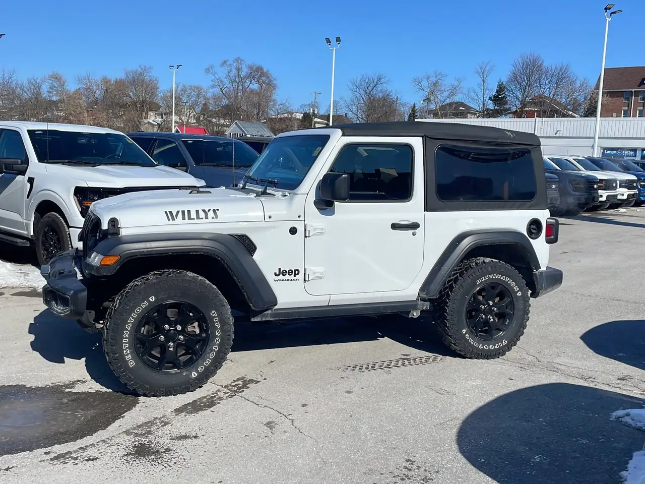 Jeep Wrangler снимка Jeep Wrangler
