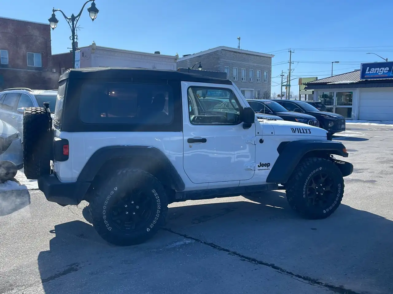 Jeep Wrangler снимка Jeep Wrangler