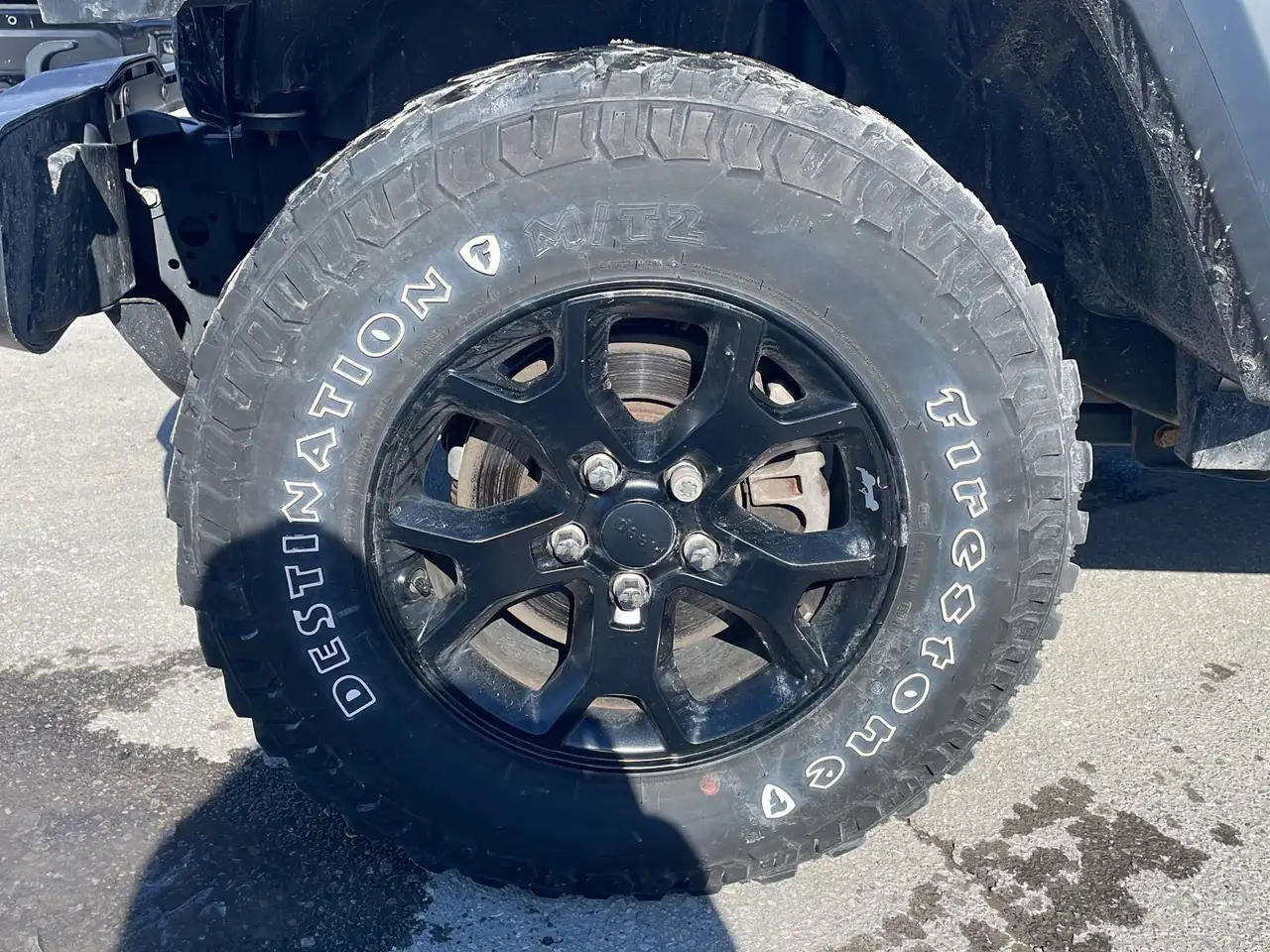 Jeep Wrangler снимка Jeep Wrangler