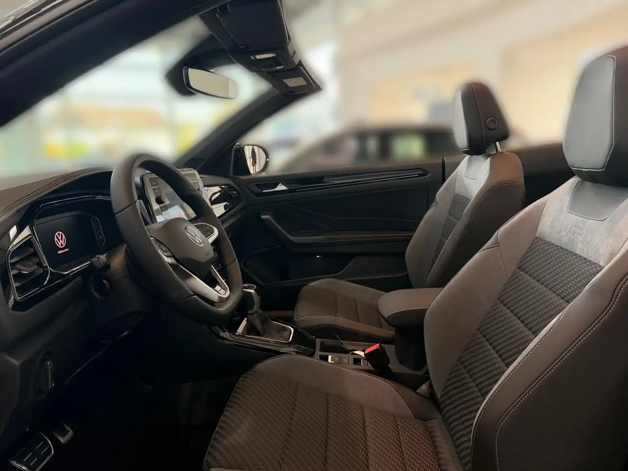 Volkswagen T-Roc R-Line 1.5 l TSI OPF 7-Gang DSG, 10