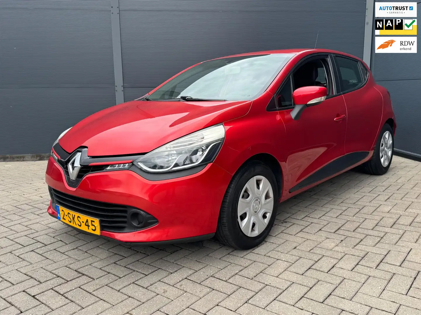 Renault Clio 0.9 TCe Expression / Nap / Navi Rojo - 1