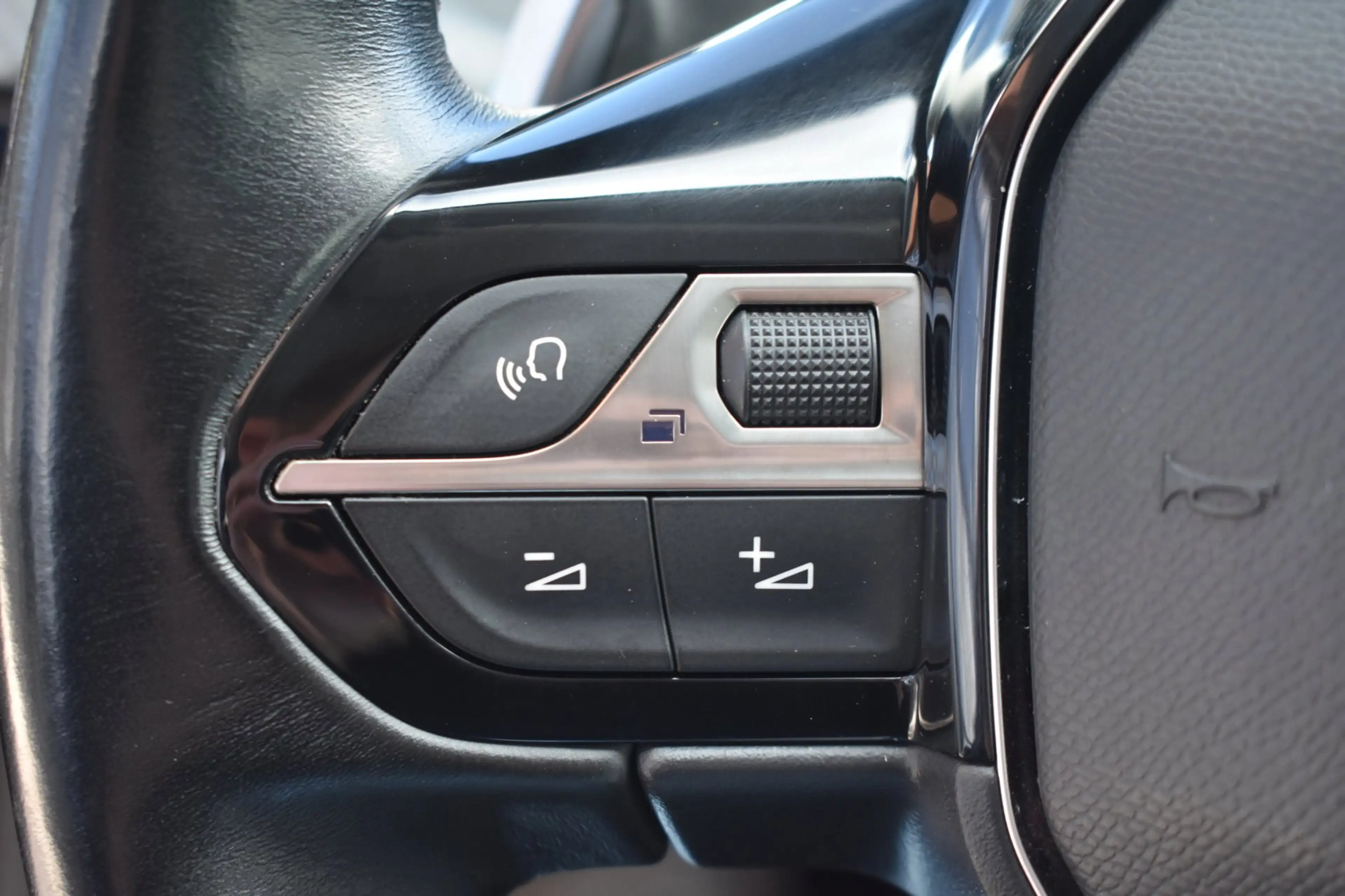Peugeot 508 SW 1.6 PureTech Blue Lease Allure '19 LED Clima Na — photo 16
