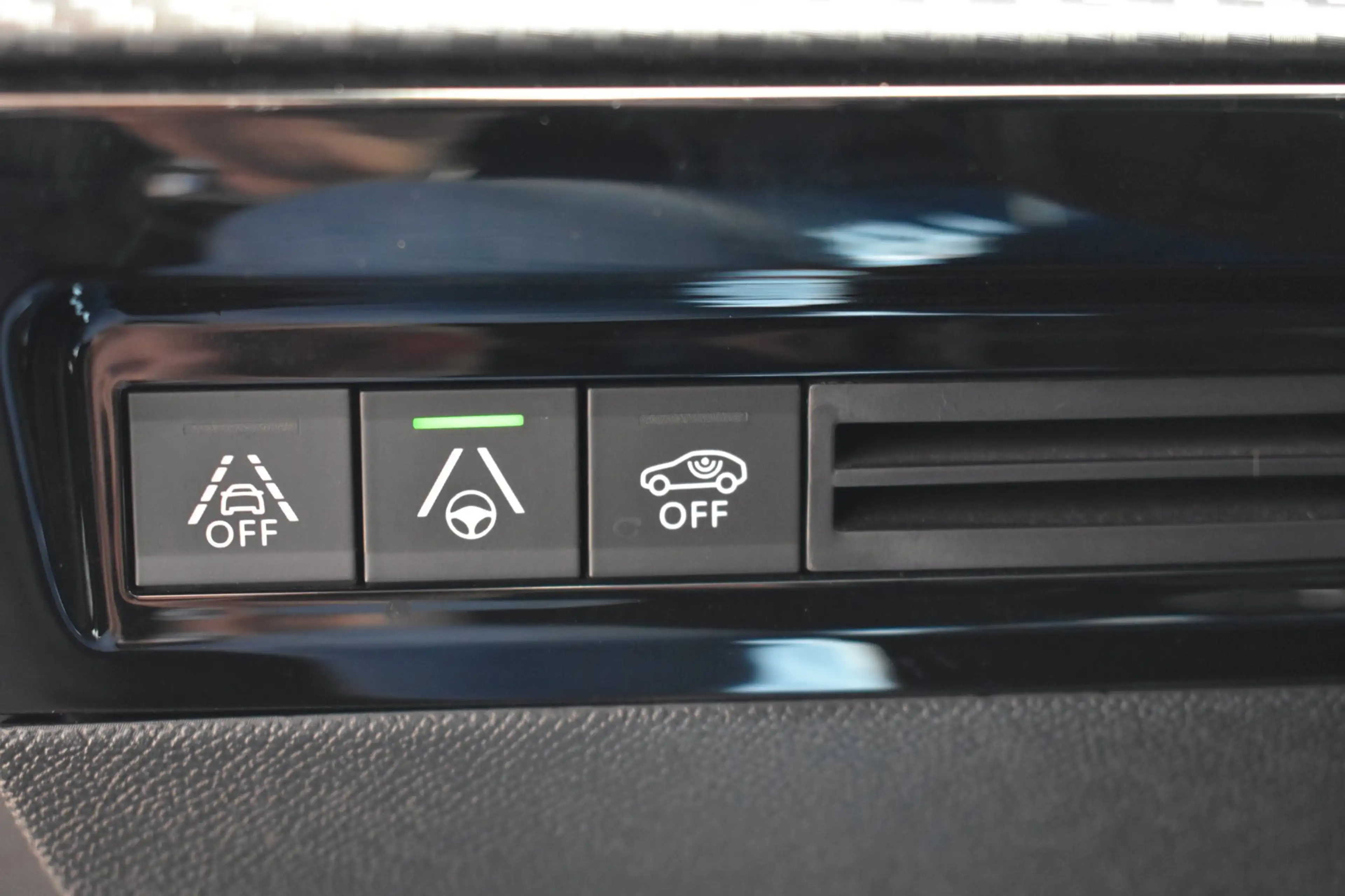 Peugeot 508 SW 1.6 PureTech Blue Lease Allure '19 LED Clima Na — photo 15
