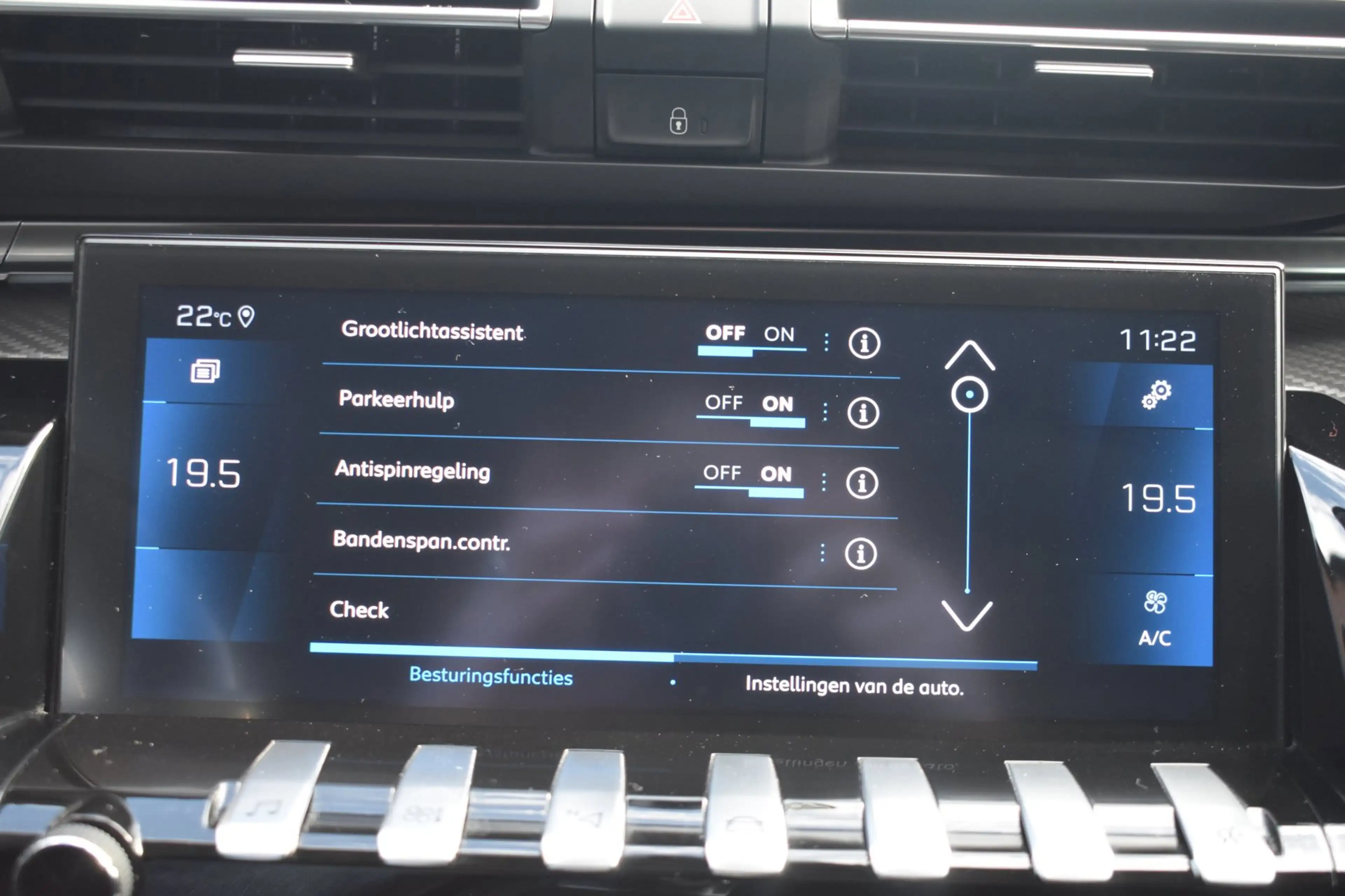 Peugeot 508 SW 1.6 PureTech Blue Lease Allure '19 LED Clima Na — photo 23