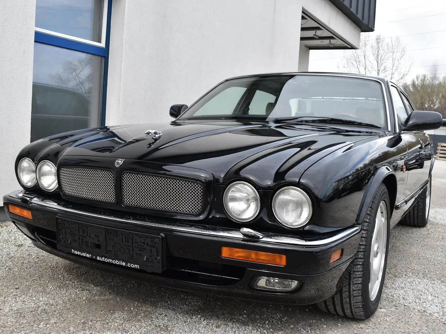 Jaguar XJR 4,0 S/C Aut. Negro - 1