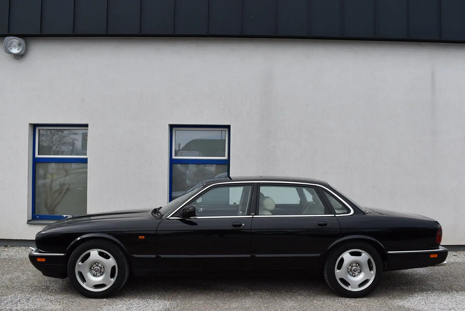 Jaguar XJR 4,0 S/C Aut. Negro - 2