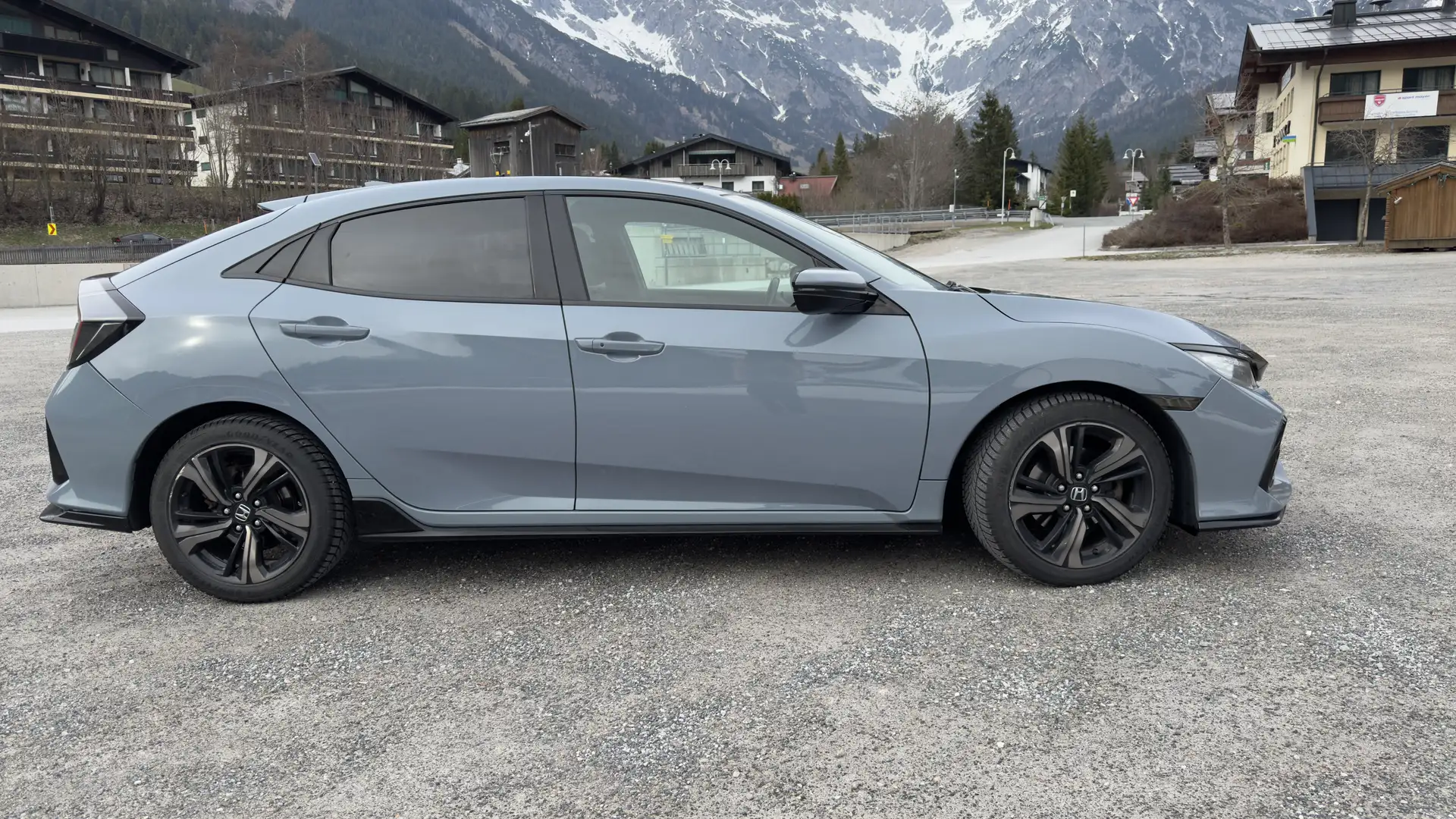Honda Civic Civic 1,5 VTEC Turbo Sport Plus CVT Aut. Sport Plus Grau - 2