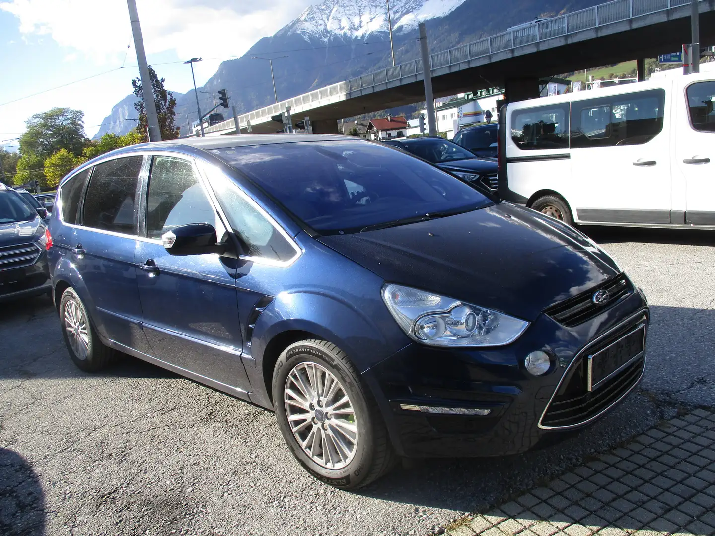 Ford S-Max Titanium Blau - 1