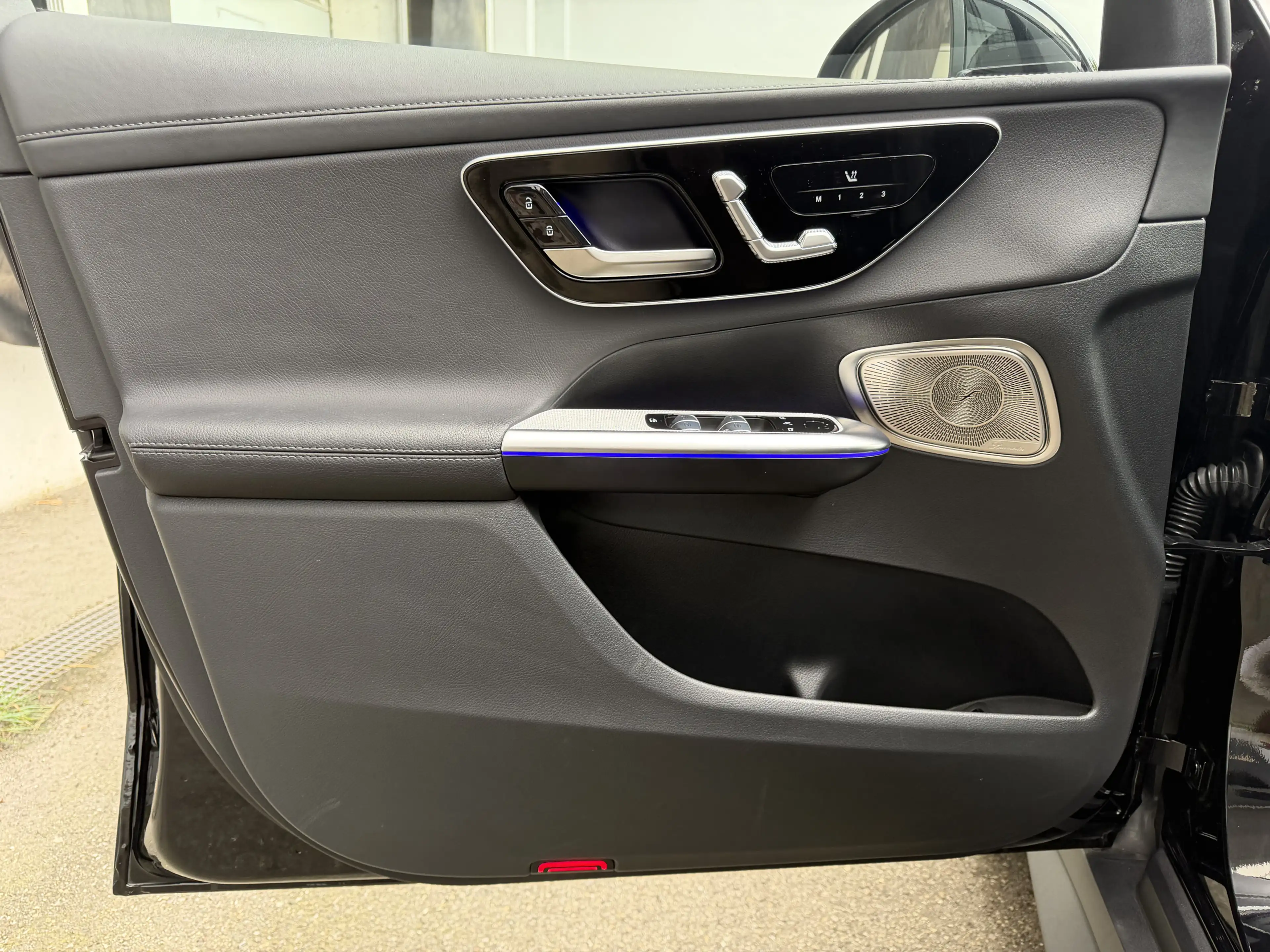 Mercedes-Benz GLC 300 de AMG Night Burmester Airmatic Pano 360 — photo 10