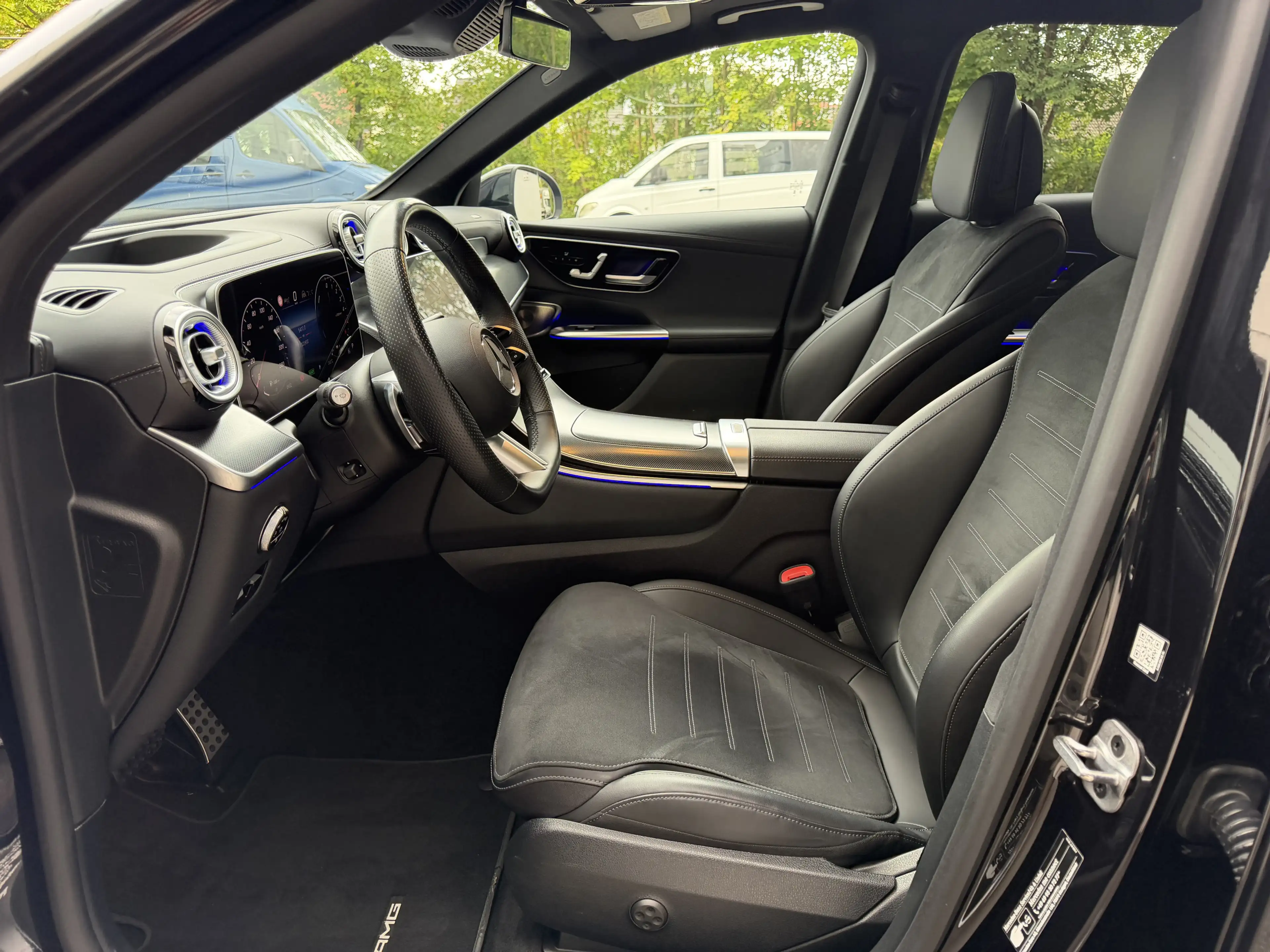 Mercedes-Benz GLC 300 de AMG Night Burmester Airmatic Pano 360 — photo 12