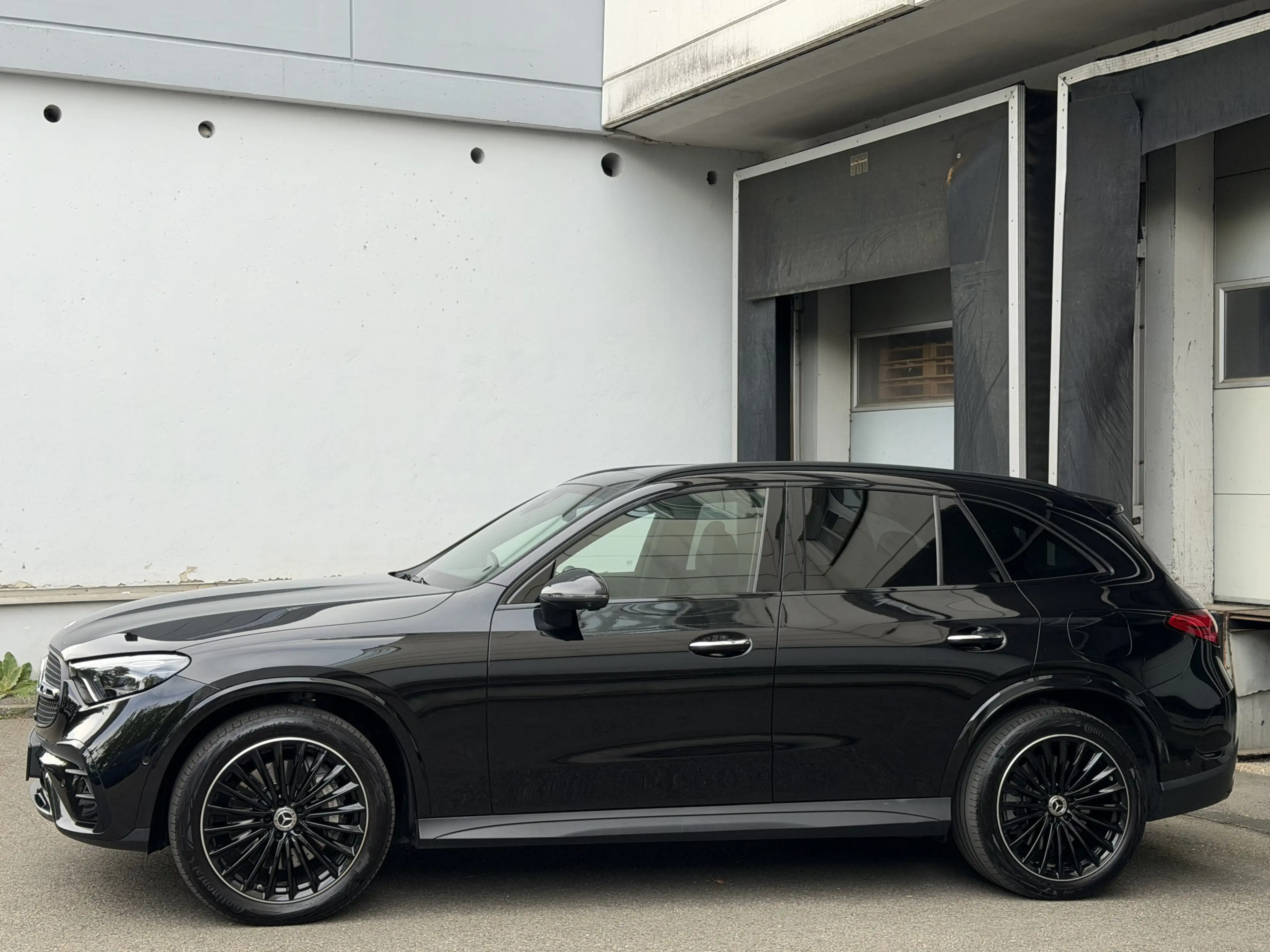 Mercedes-Benz GLC 300 de AMG Night Burmester Airmatic Pano 360 — photo 3
