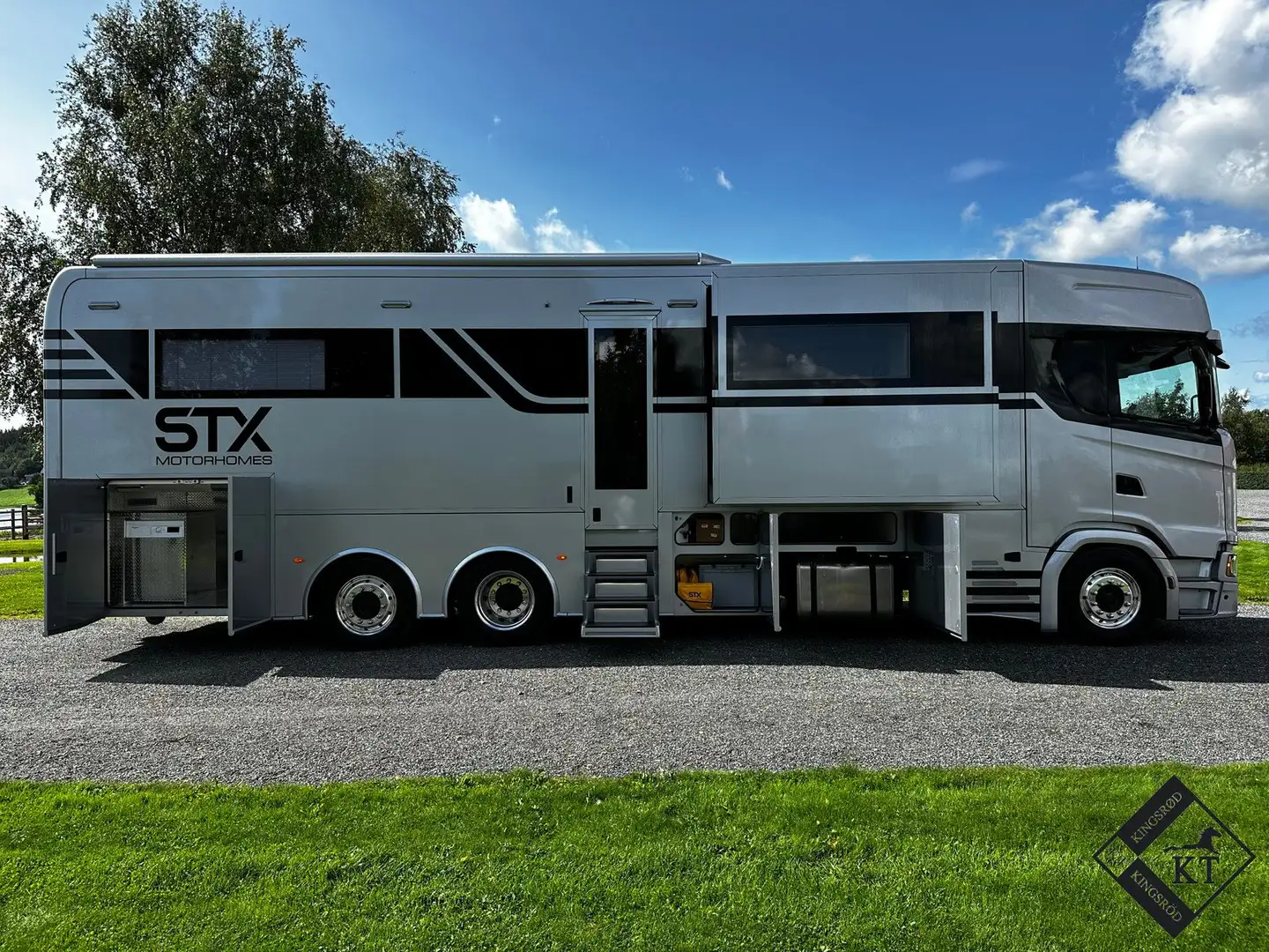 Caravans-Wohnm Scania STX Motorhome Gümüş rengi - 2