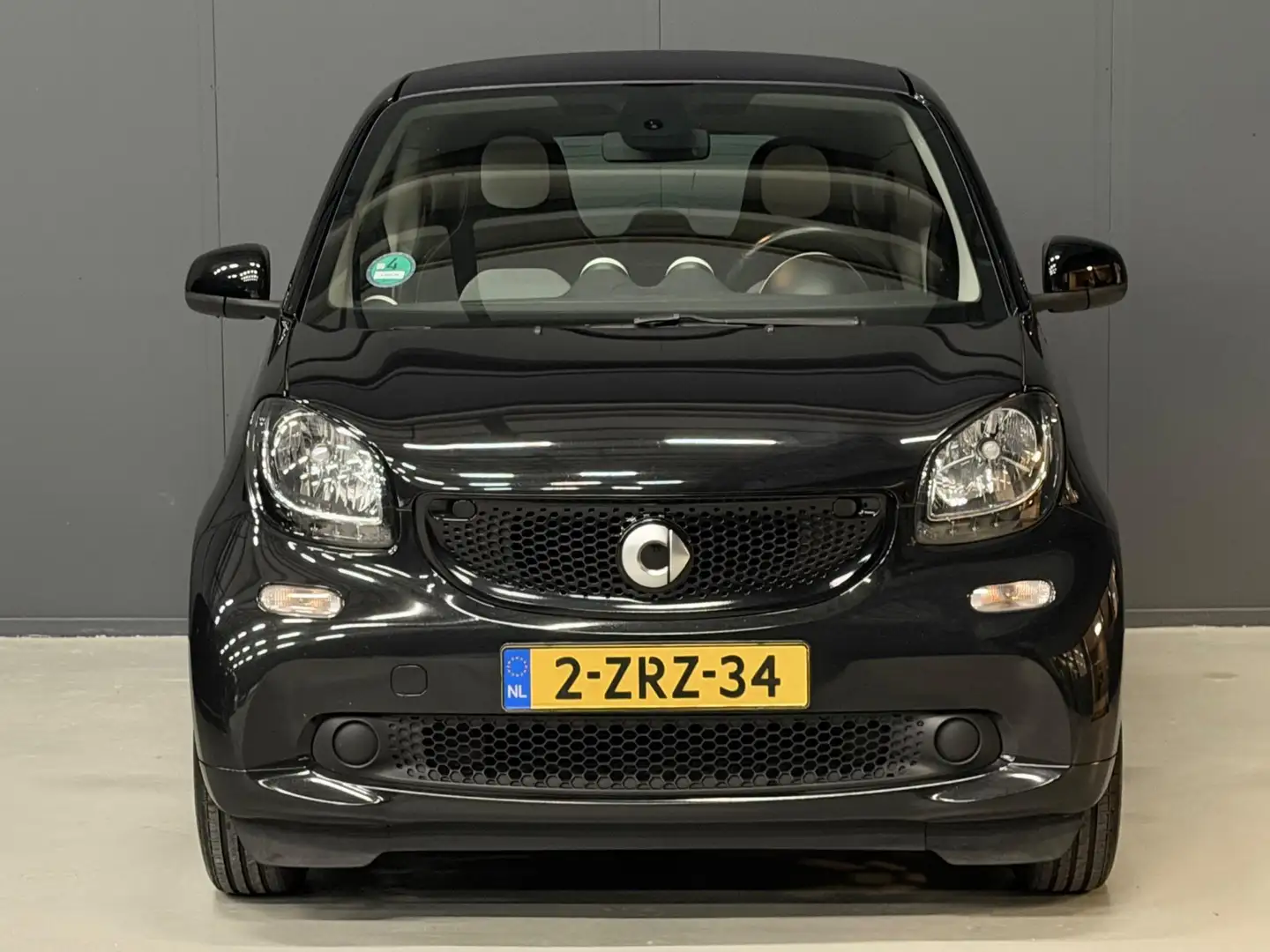 smart forTwo 1.0 Passion CRUISE/AIRCO/ISOFIX/RECENT ONDERHOUD | Schwarz - 2