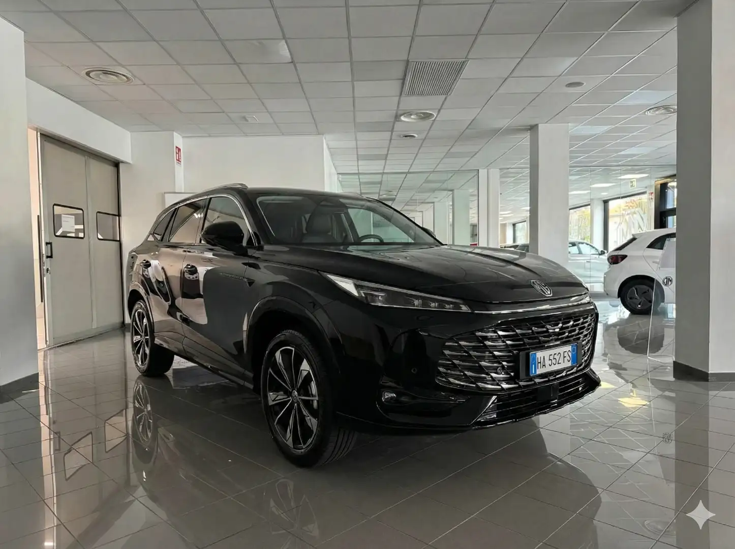 MG HS NUOVA MG HS 1.5T MT COM 170 CV Schwarz - 1