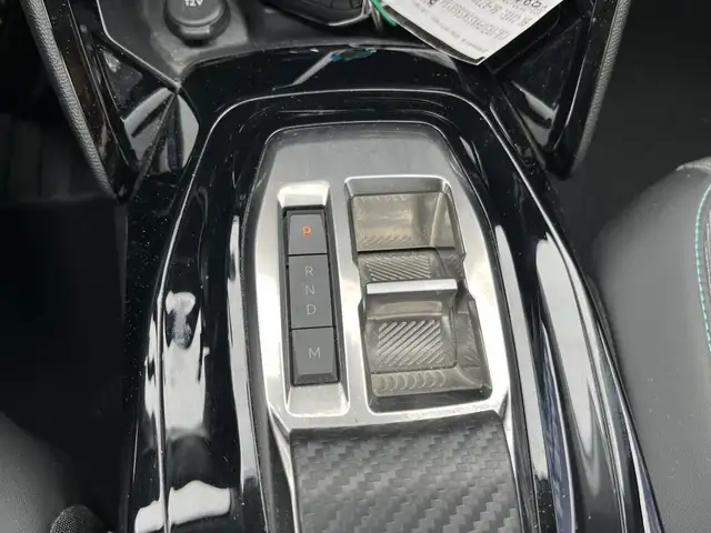 Peugeot 208 view 22