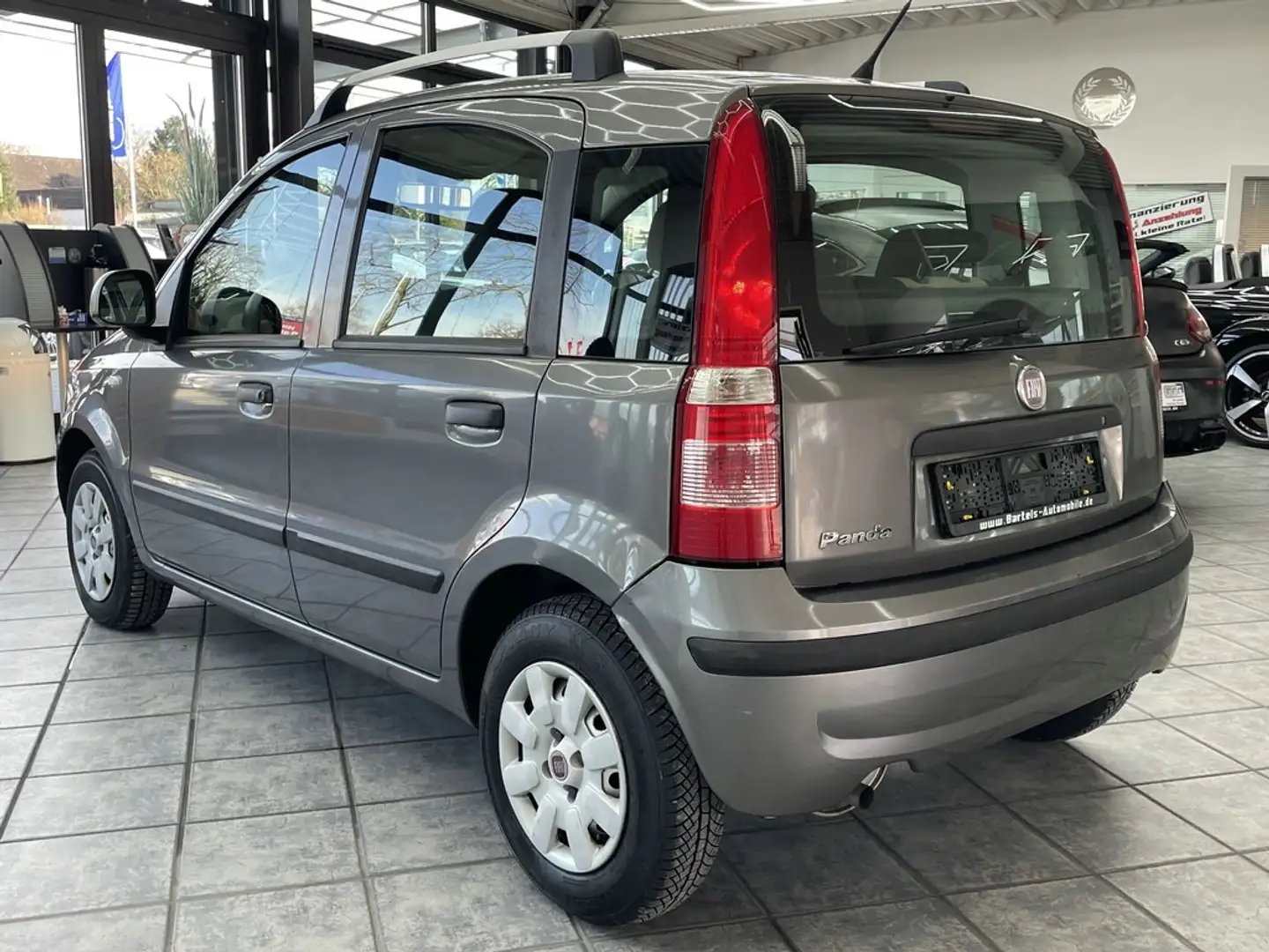 Fiat New Panda 1.2 8V Dynamic, Klima, Bluetooth, HU neu ! Grau - 2