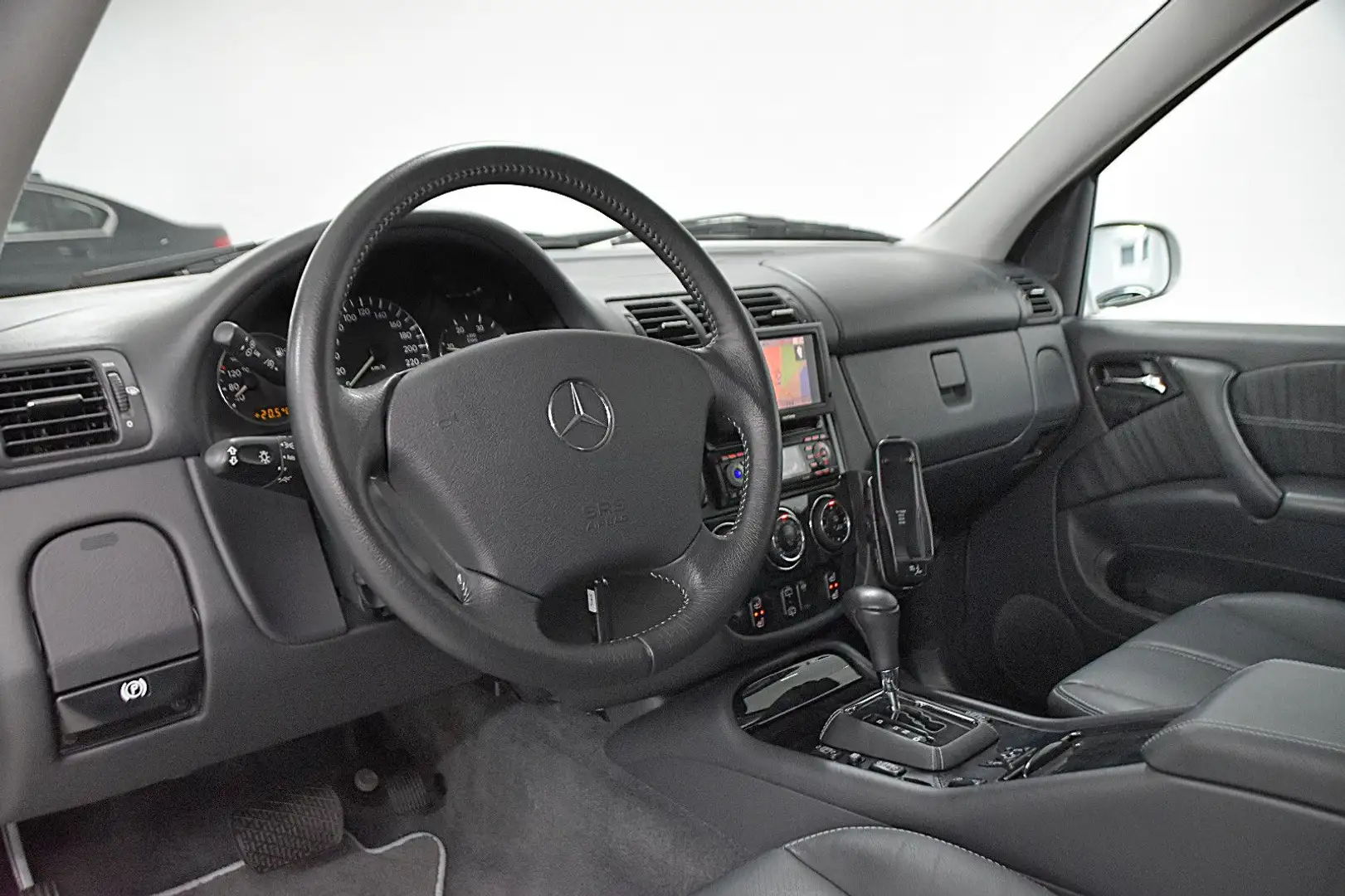 Mercedes-Benz ML 270 CDI DPF INSPIRATION*TOP-ZUSTAND* Argent - 2