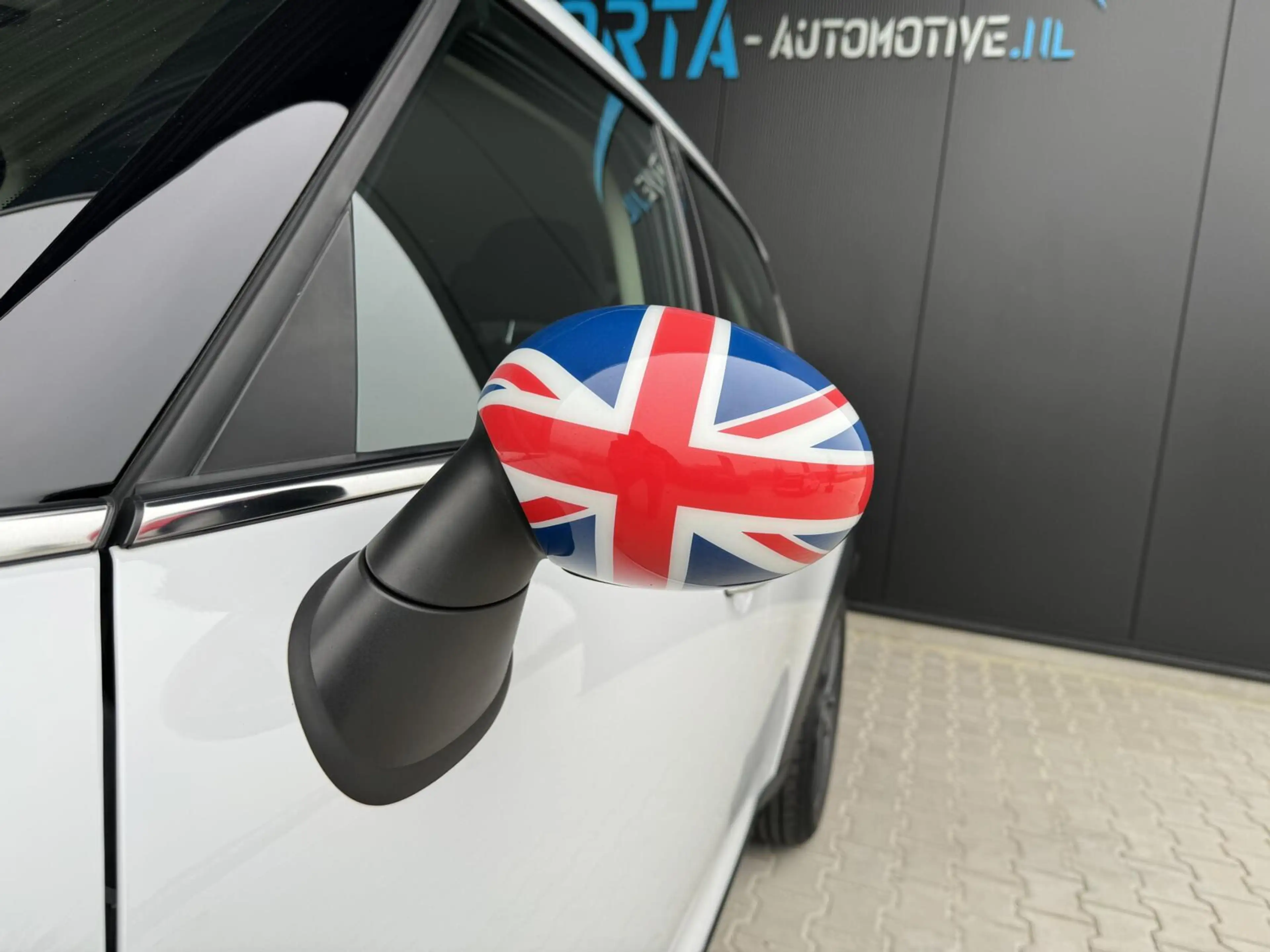 MINI One Countryman 1.6 Knockout NL AUTO|XENON|NAVI|CRUISE|BLUETOOTH| — photo 9