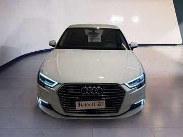 40 TFSI e S tronic Business Advanced PLUG IN E-TRON  SPORTBACK COMPRESO PASSAGGIO