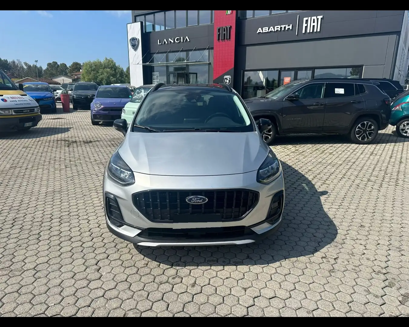 Ford Fiesta Active 1.0 ecoboost h 125cv Gris - 2