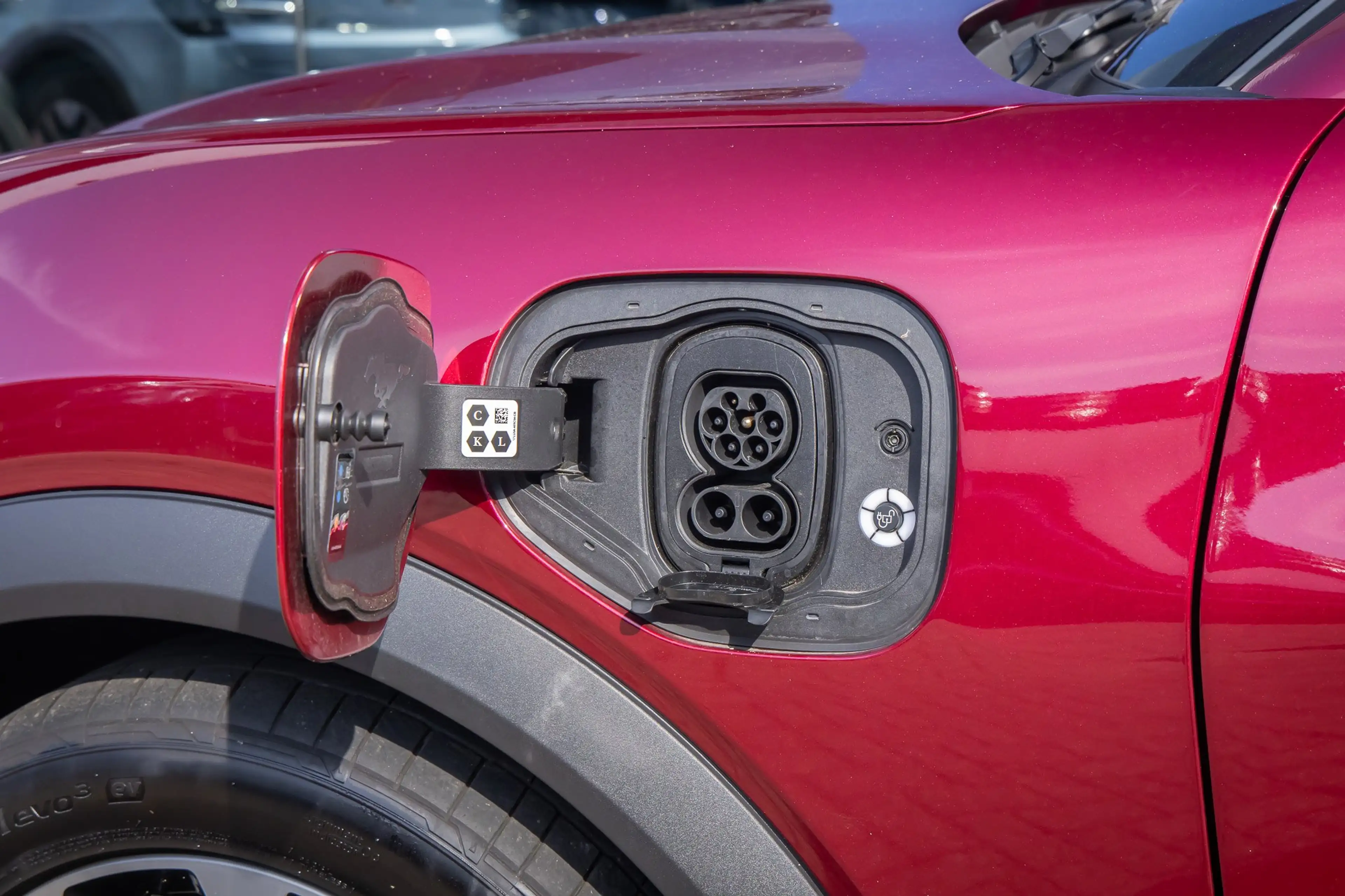 Ford Mustang Mach-E Standard RWD 73 kWh | Pano | Apple Carplay/Android — photo 8