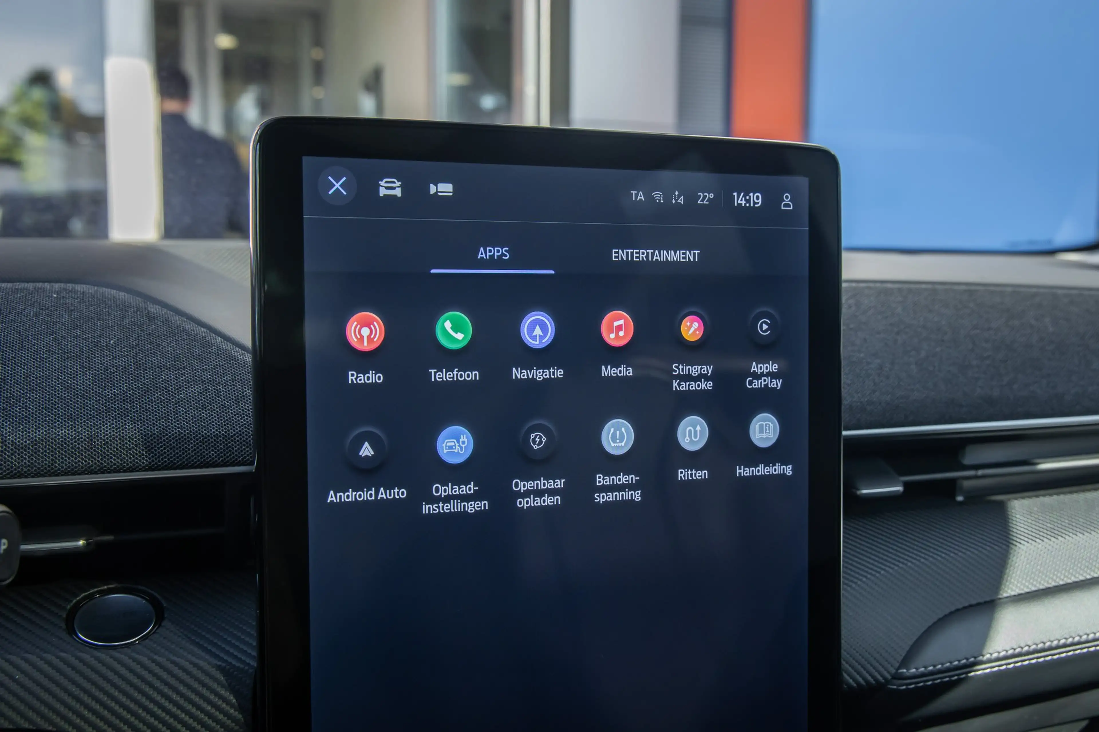 Ford Mustang Mach-E Standard RWD 73 kWh | Pano | Apple Carplay/Android — photo 30