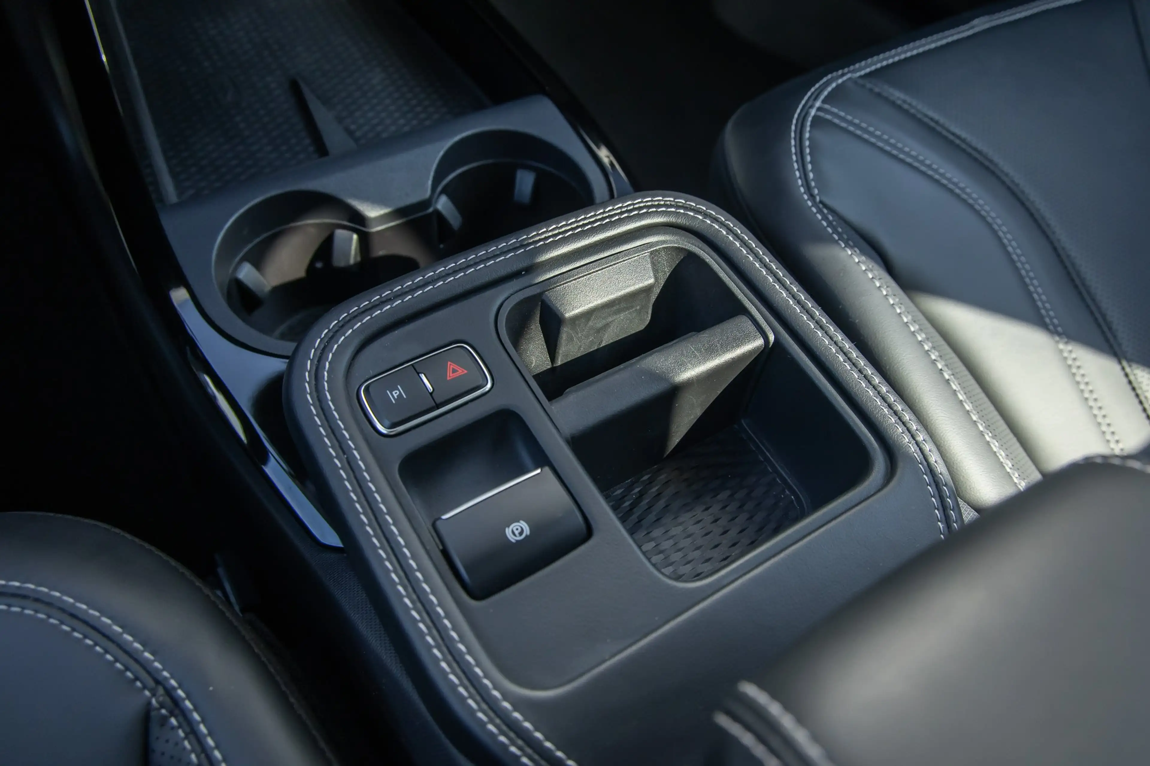 Ford Mustang Mach-E Standard RWD 73 kWh | Pano | Apple Carplay/Android — photo 27