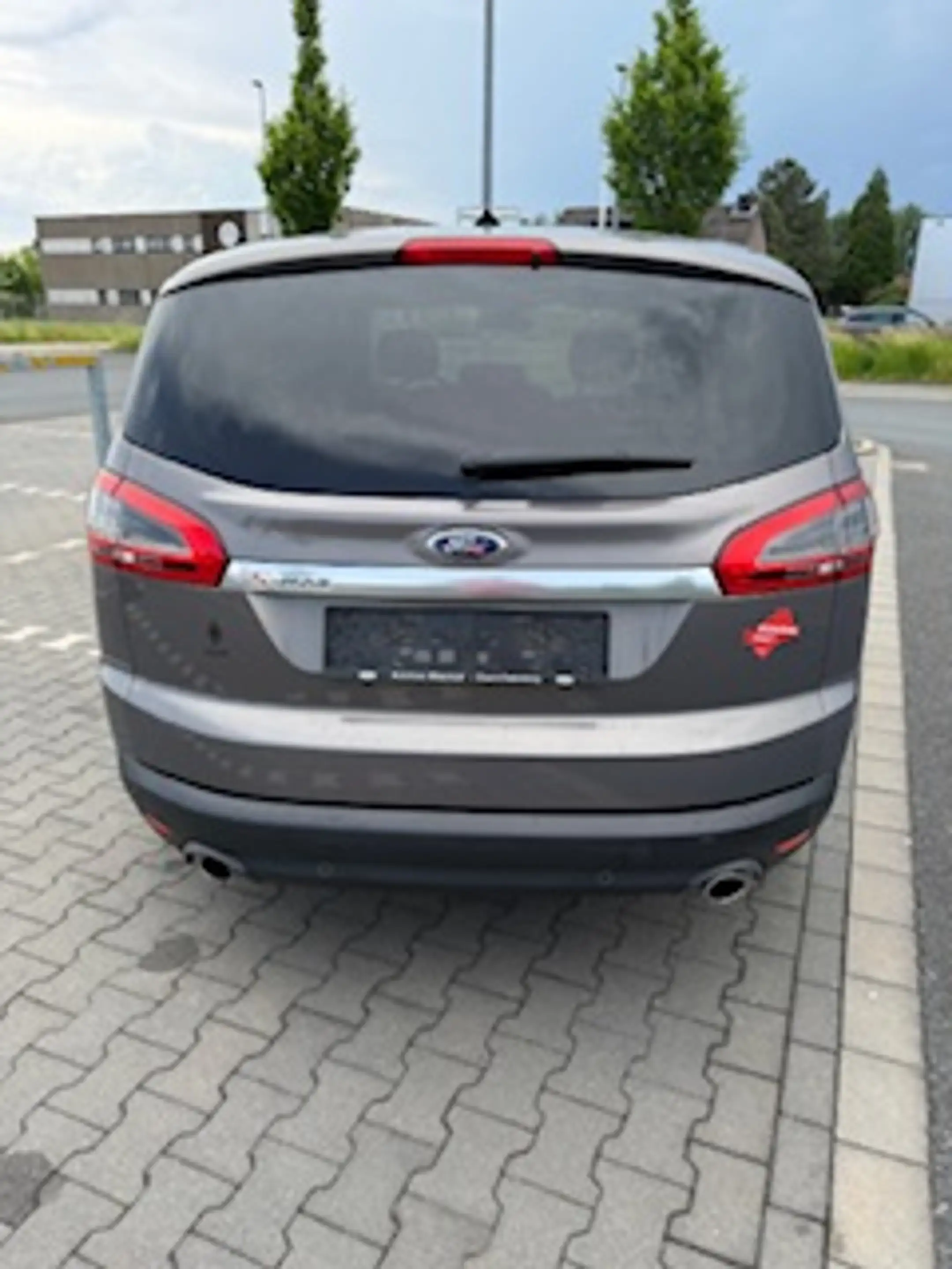 Ford S-Max Titanium  Top Zustand Kilma 7 Sitzer — photo 6
