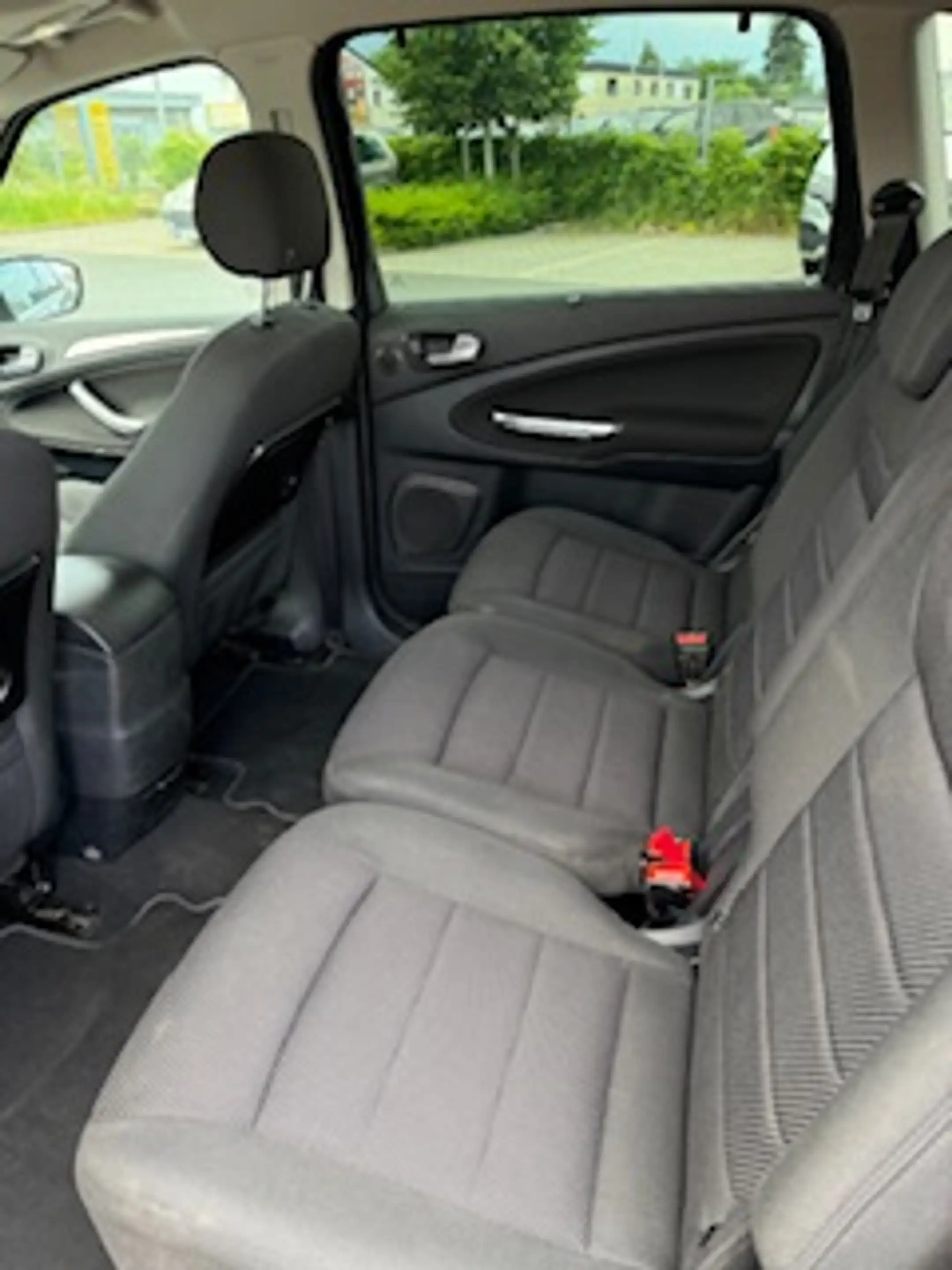 Ford S-Max Titanium  Top Zustand Kilma 7 Sitzer — photo 9