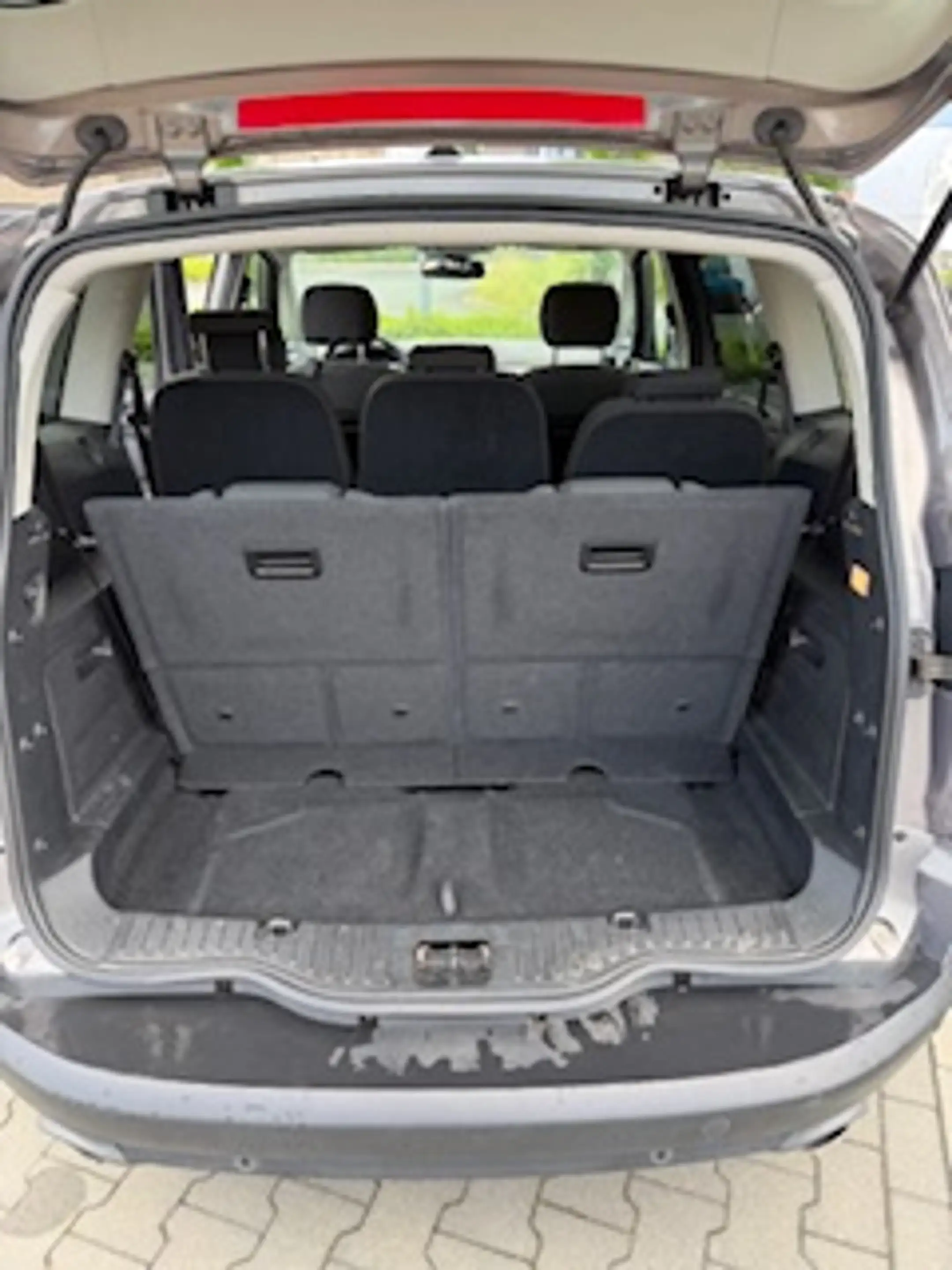 Ford S-Max Titanium  Top Zustand Kilma 7 Sitzer — photo 11