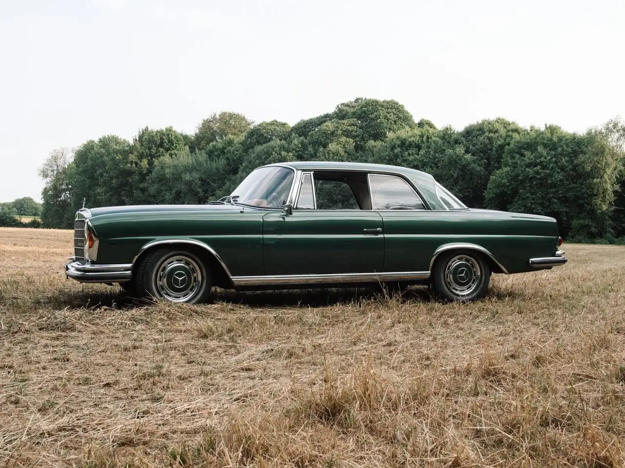 Mercedes-Benz 220 Oldtimer 220SE W111, foto 3