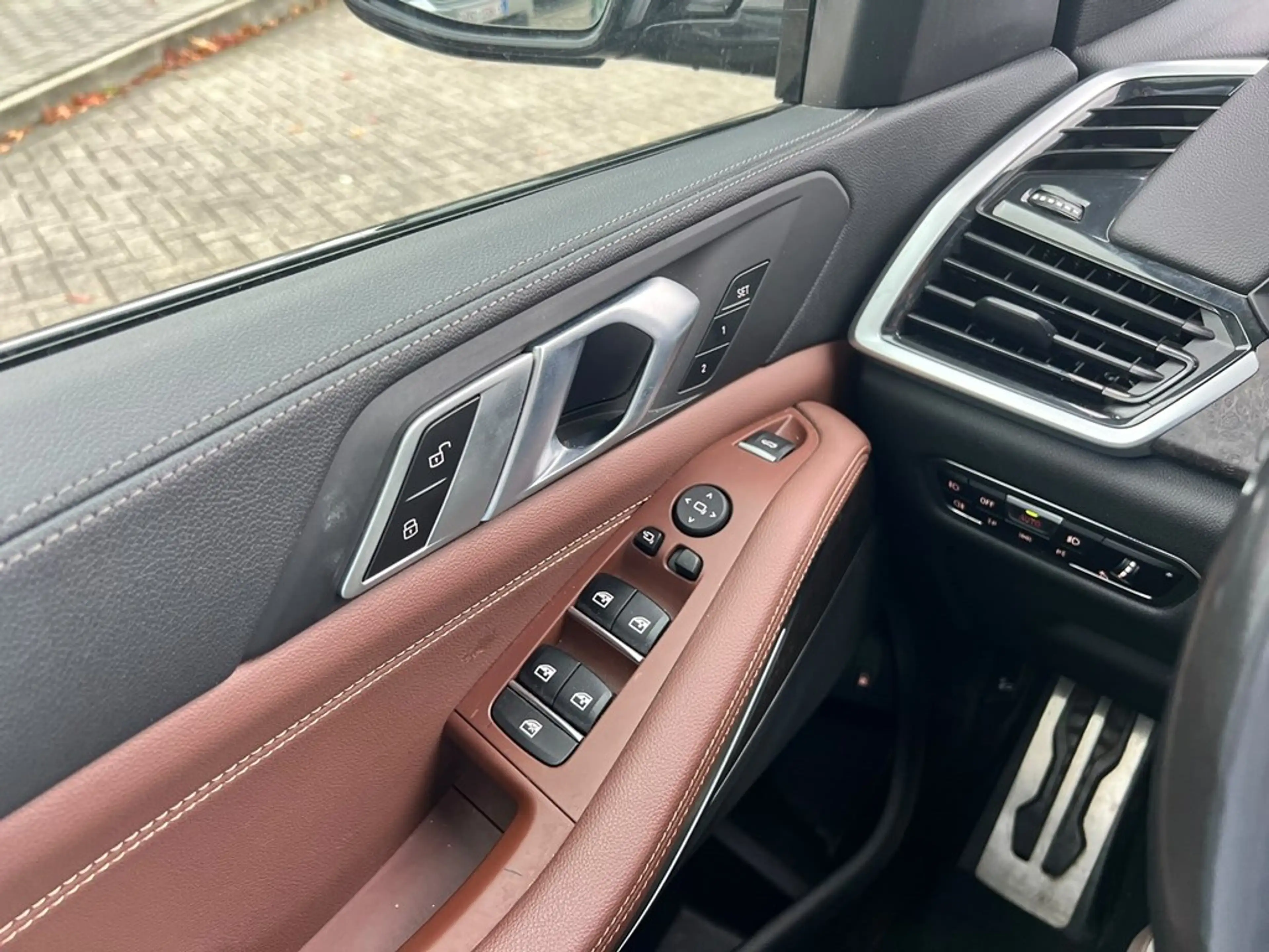 BMW X5 bestemd voor profesionele verkoop — photo 7