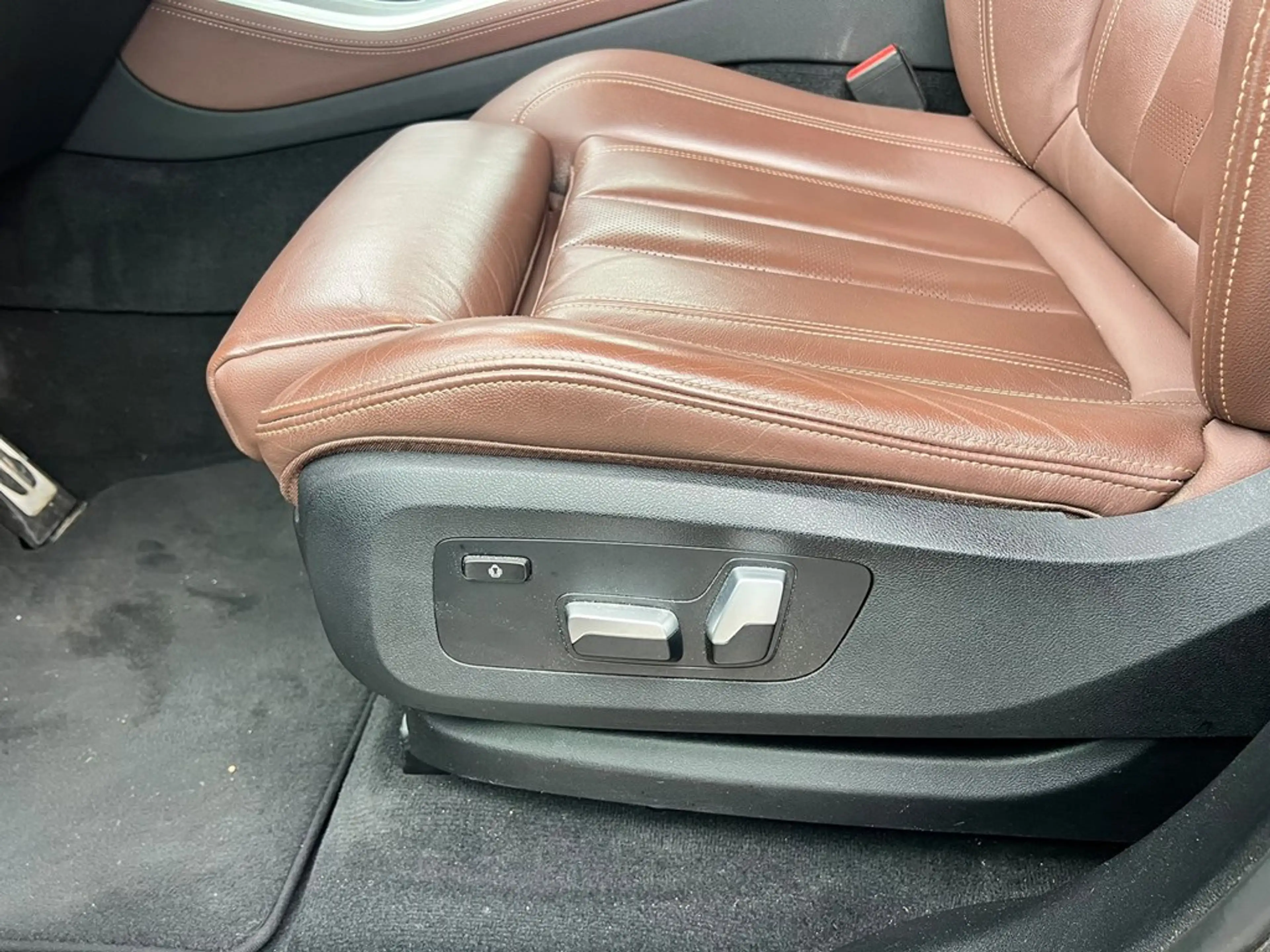 BMW X5 bestemd voor profesionele verkoop — photo 4