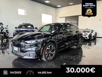 Mach-e standard range awd 269cv