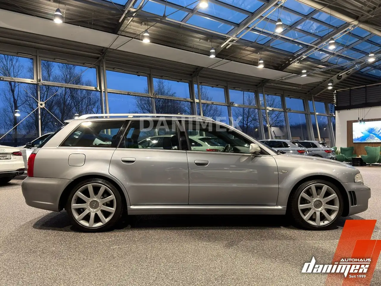 Audi RS4 2.7 V6 Quattro Xenon SHZ !Sammlerstück!, foto 5