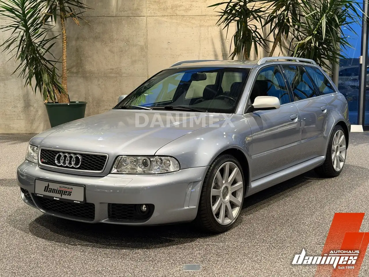 Audi RS4 2.7 V6 Quattro Xenon SHZ !Sammlerstück!, foto 2