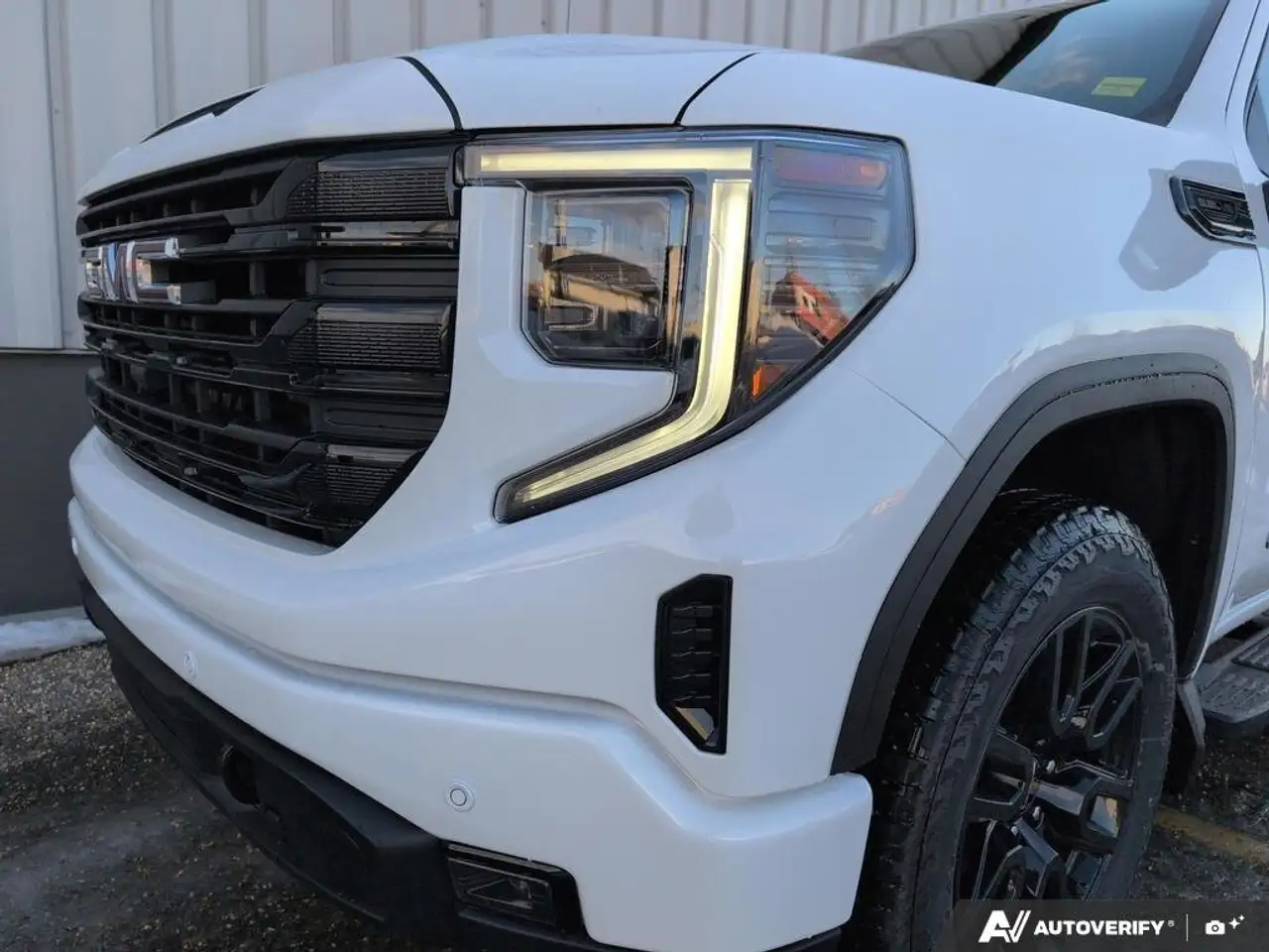 GMC Sierra 1500 снимка GMC Sierra 1500