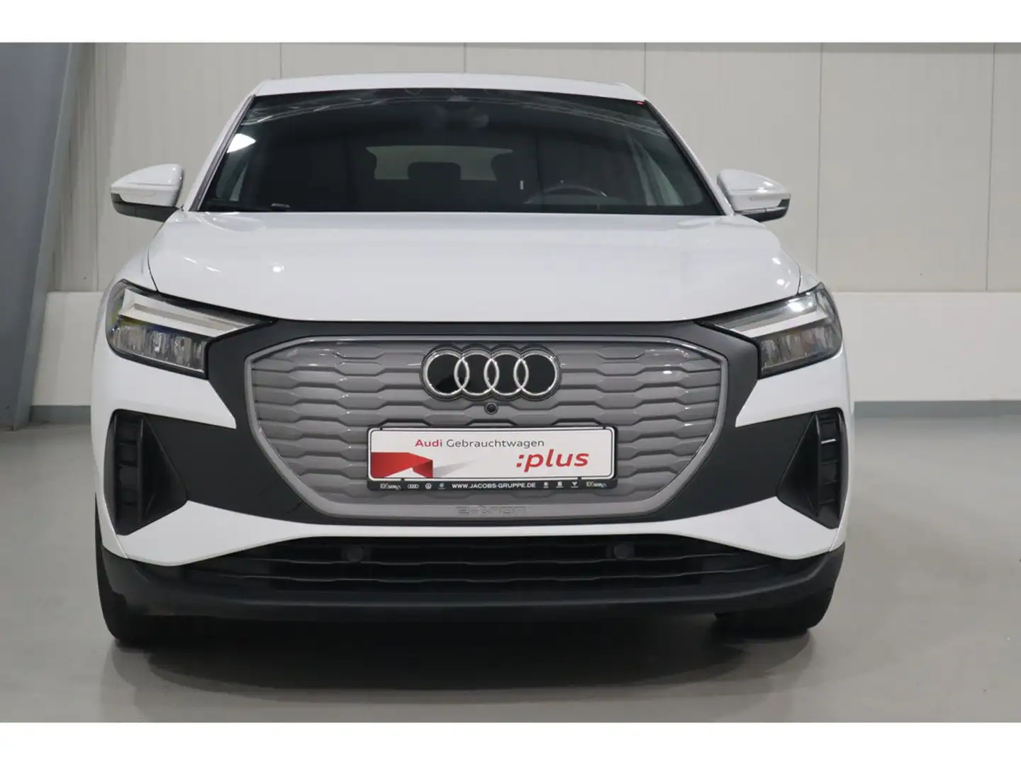 Audi Q4 e-tron Blanc - 2